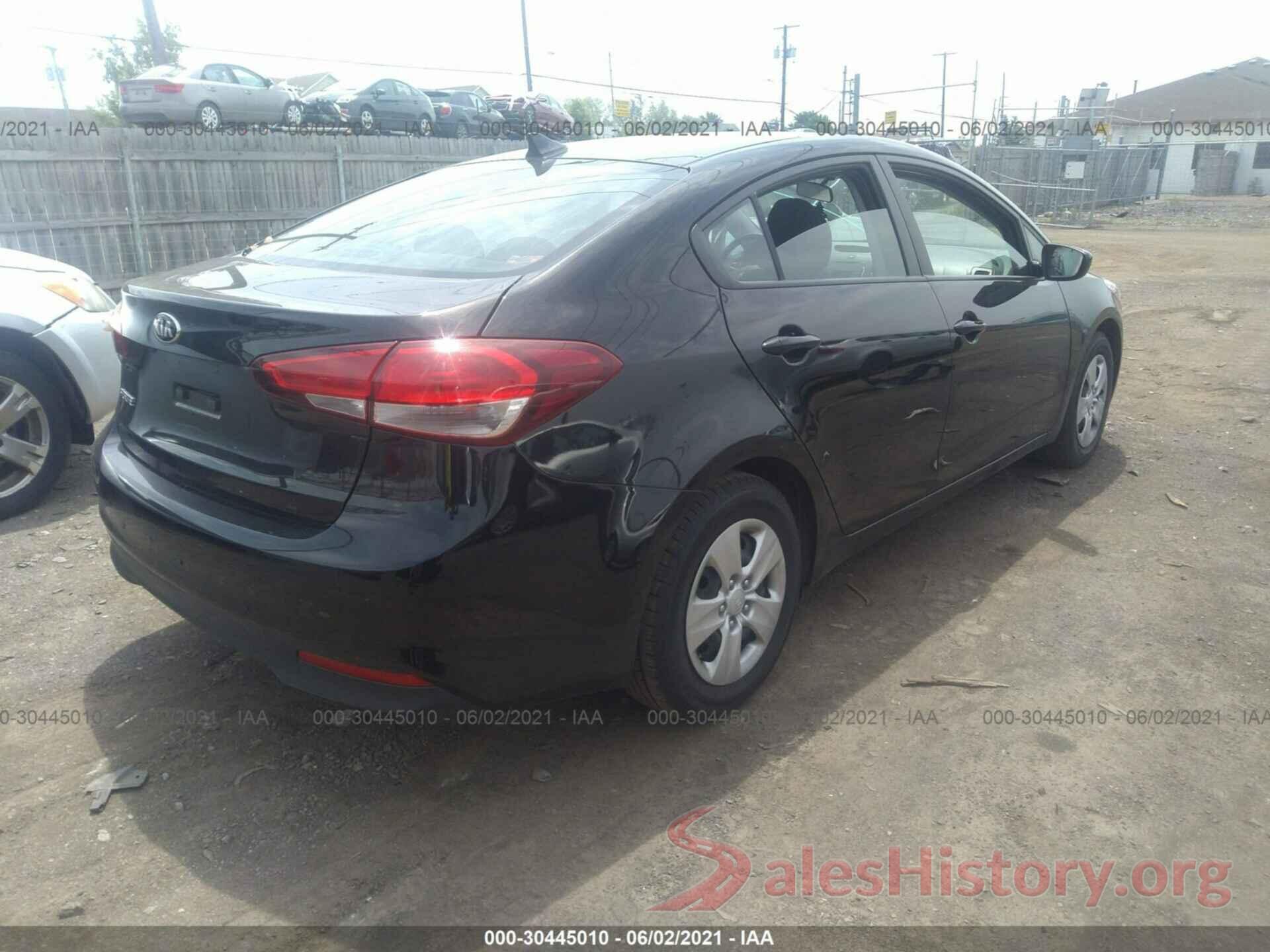 3KPFK4A7XHE146576 2017 KIA FORTE