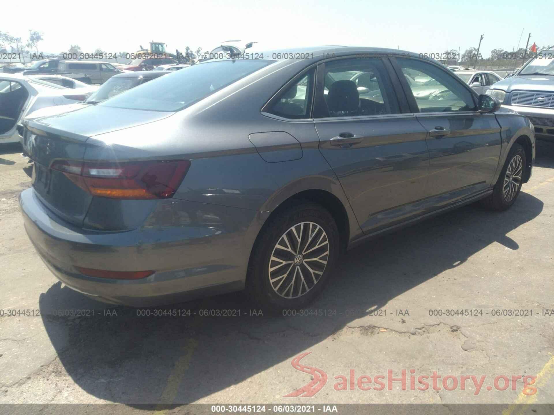 3VWCB7BU4KM133857 2019 VOLKSWAGEN JETTA