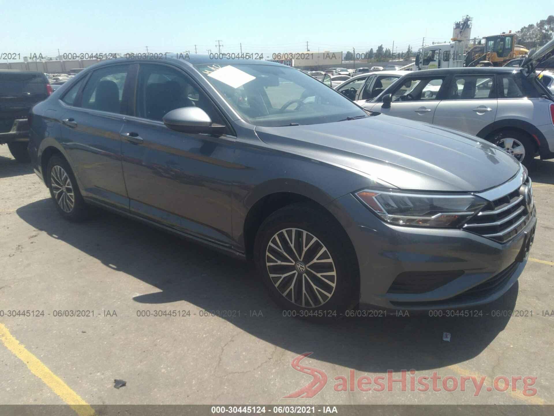 3VWCB7BU4KM133857 2019 VOLKSWAGEN JETTA