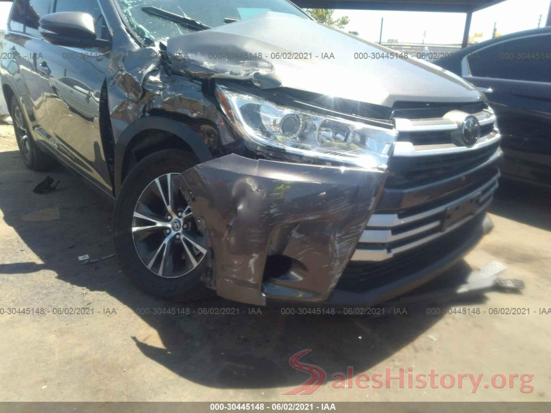 5TDZARFH6JS034397 2018 TOYOTA HIGHLANDER