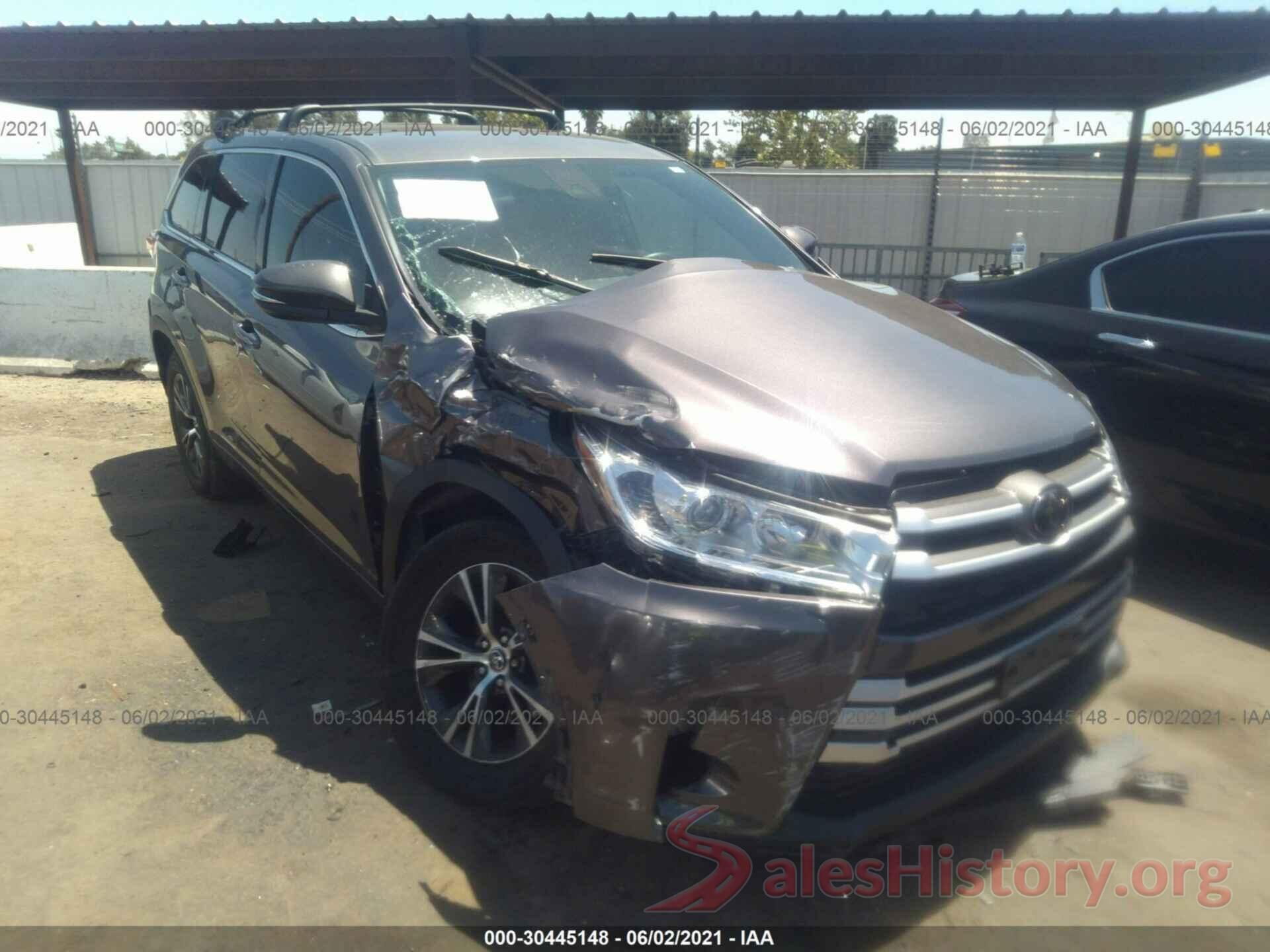 5TDZARFH6JS034397 2018 TOYOTA HIGHLANDER