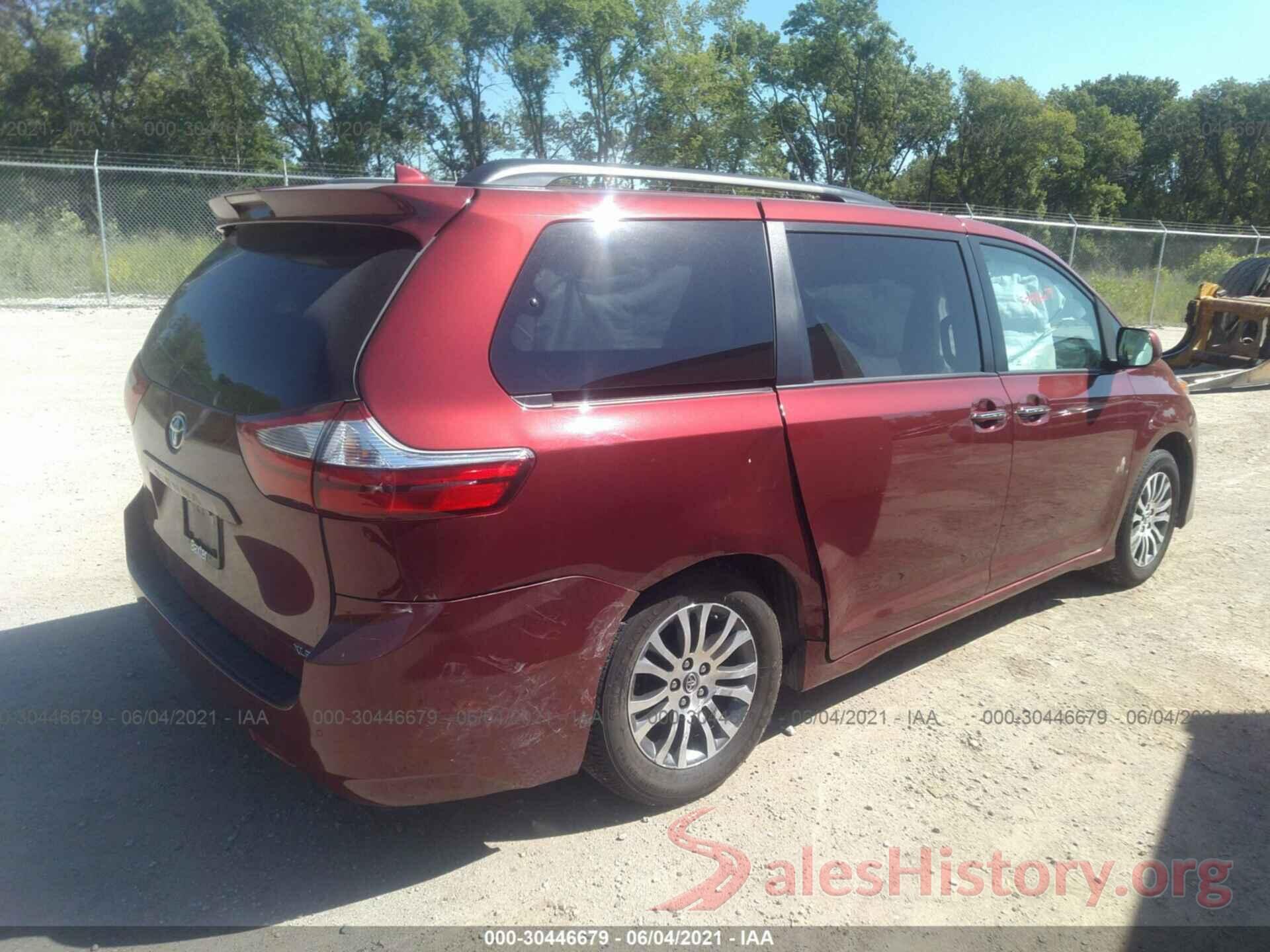 5TDYZ3DC3JS908200 2018 TOYOTA SIENNA