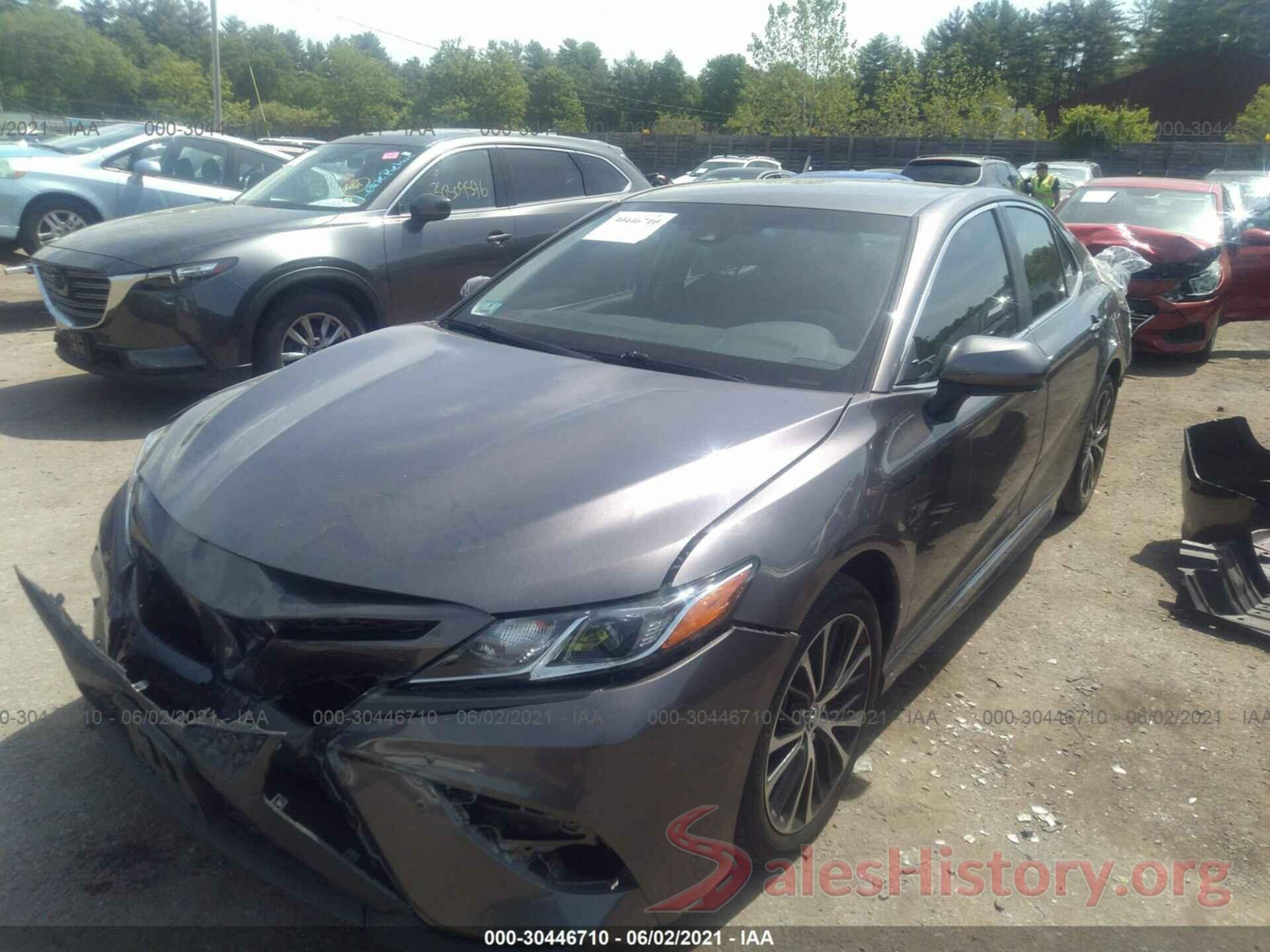 4T1B11HK4JU063139 2018 TOYOTA CAMRY