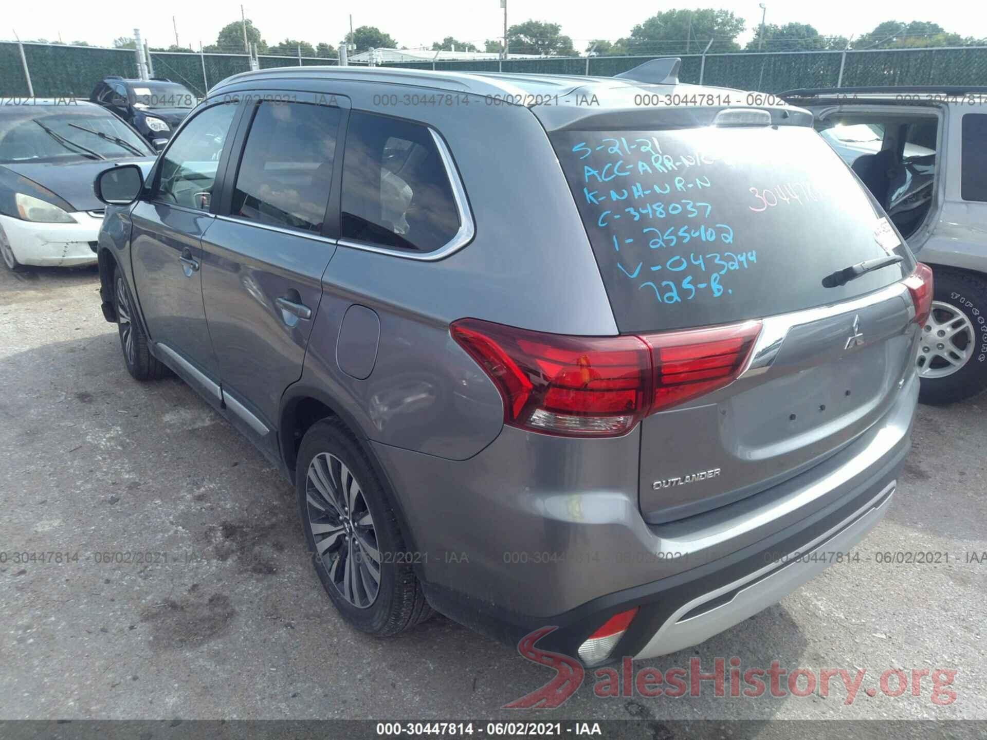 JA4AD3A33LZ043244 2020 MITSUBISHI OUTLANDER