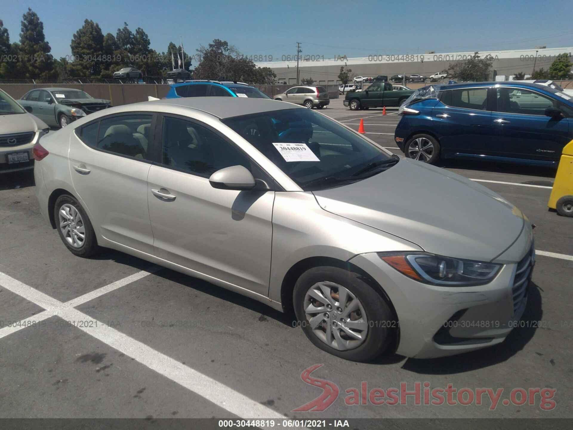 5NPD74LF8HH090226 2017 HYUNDAI ELANTRA