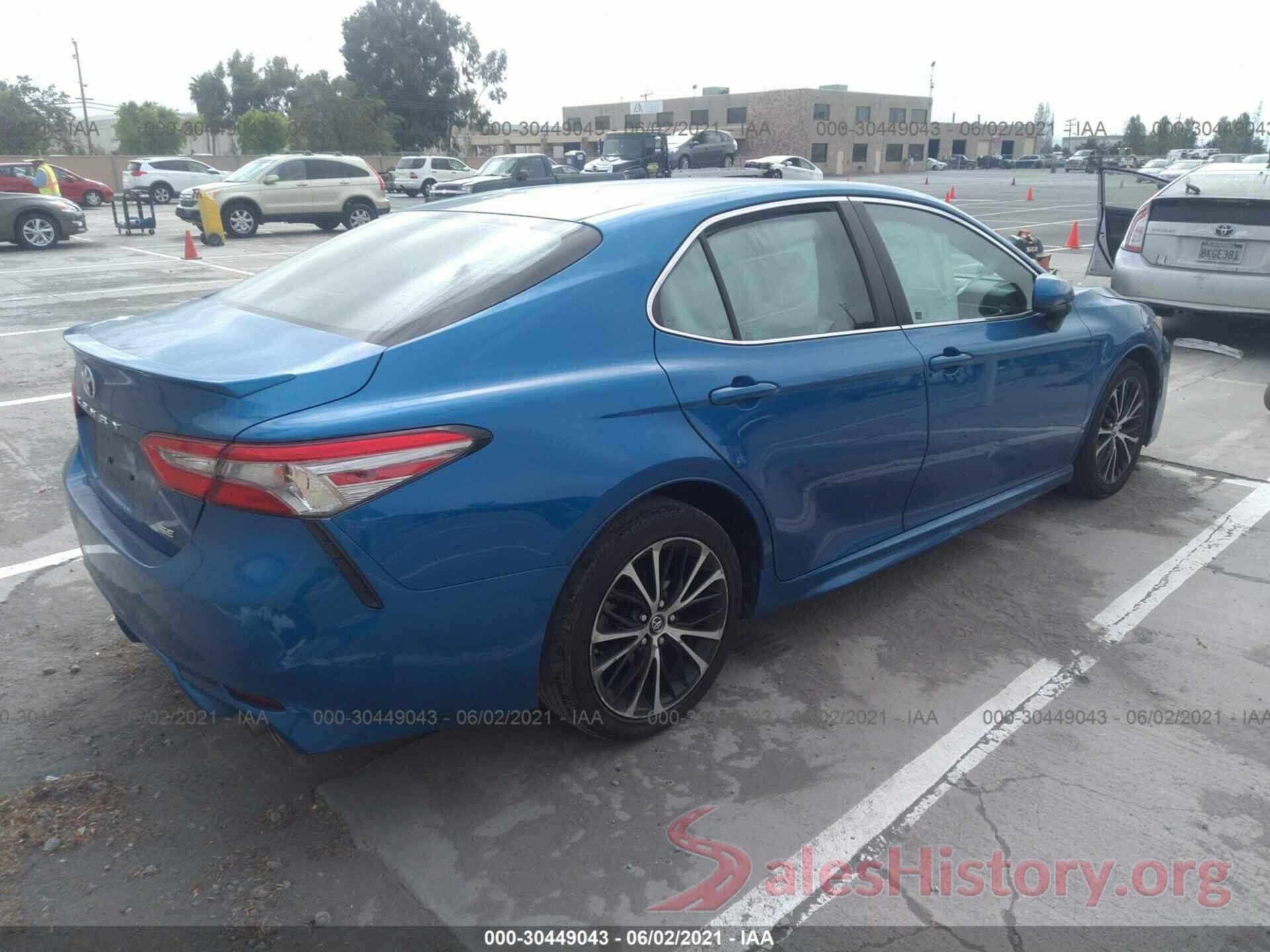 4T1B11HK6JU070268 2018 TOYOTA CAMRY