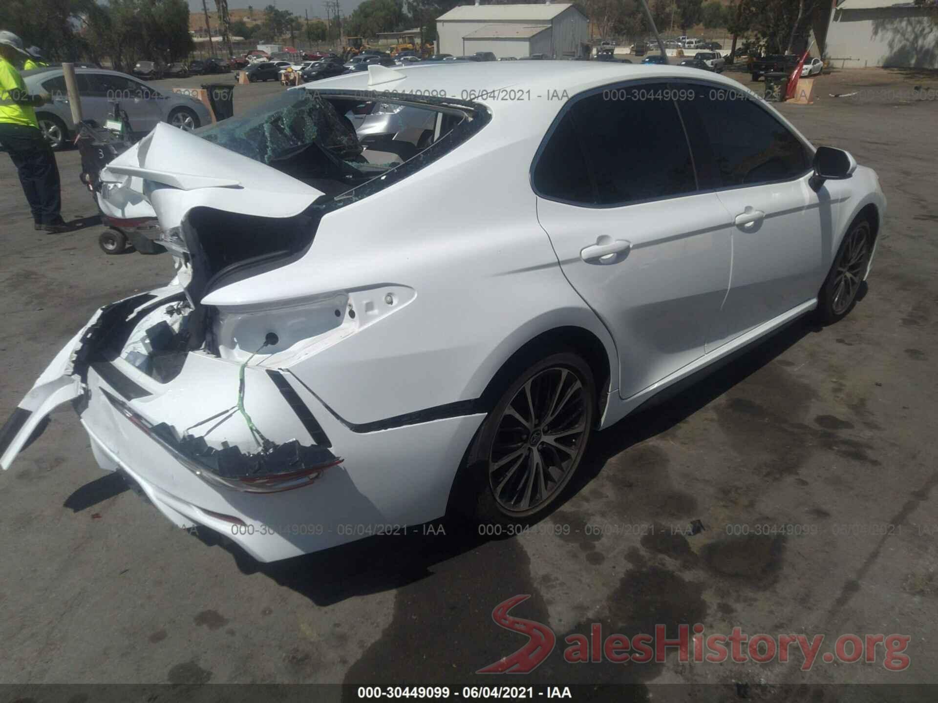 4T1B11HK8KU839712 2019 TOYOTA CAMRY