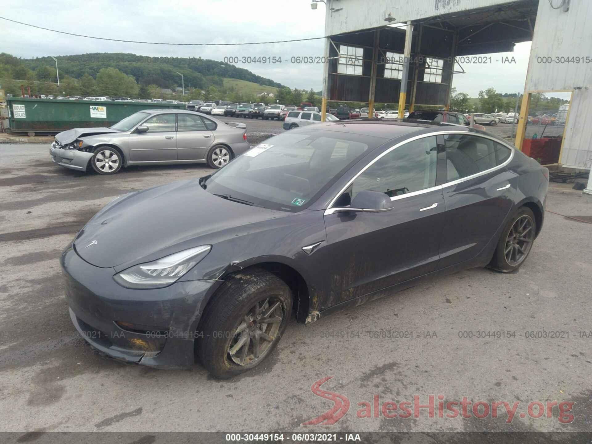 5YJ3E1EB2JF130458 2018 TESLA MODEL 3