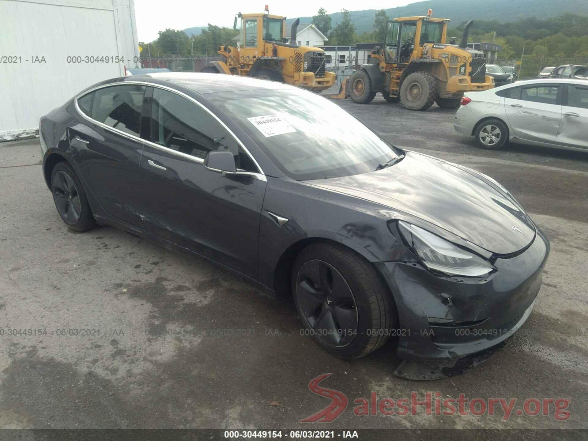 5YJ3E1EB2JF130458 2018 TESLA MODEL 3