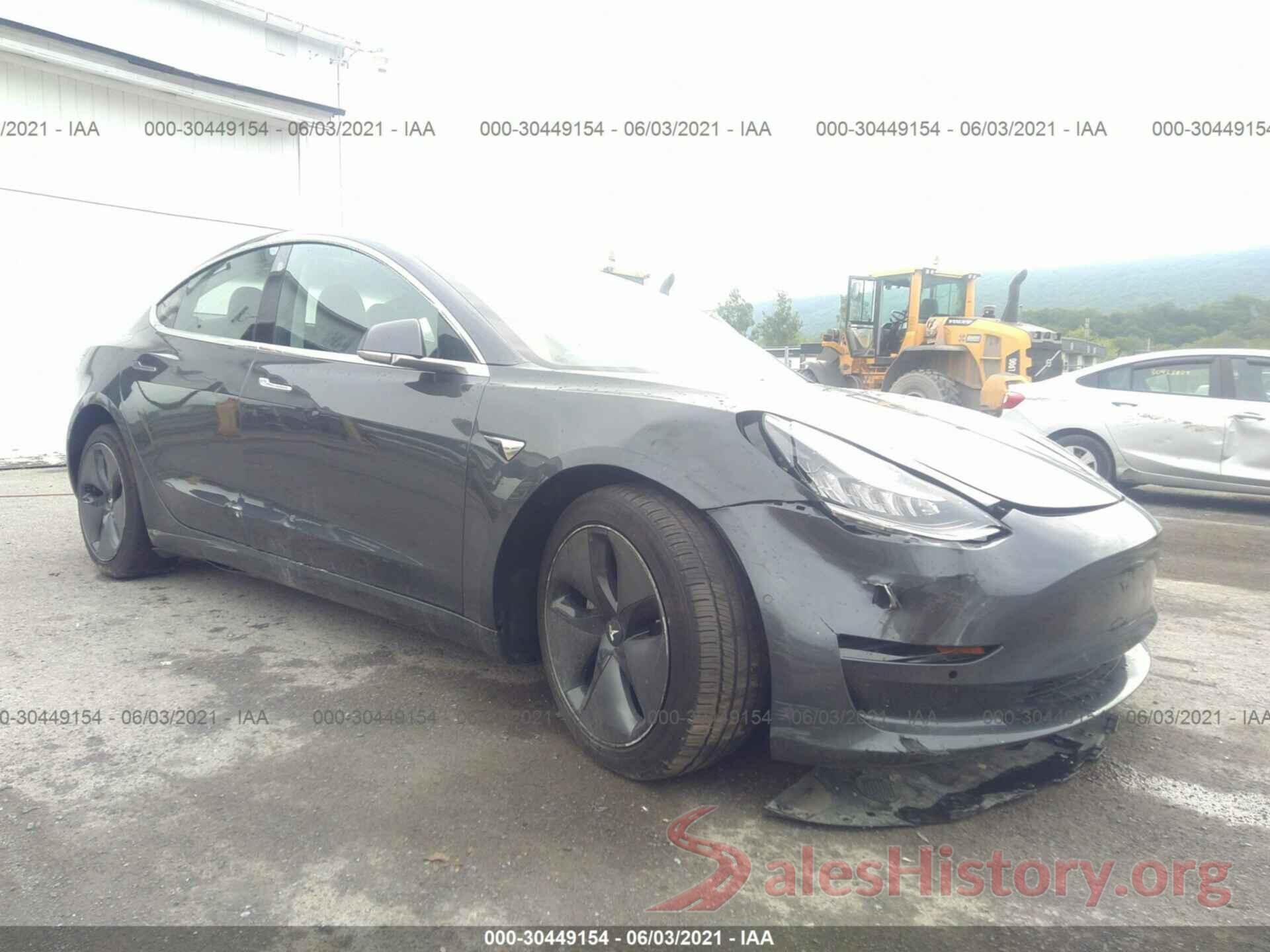 5YJ3E1EB2JF130458 2018 TESLA MODEL 3