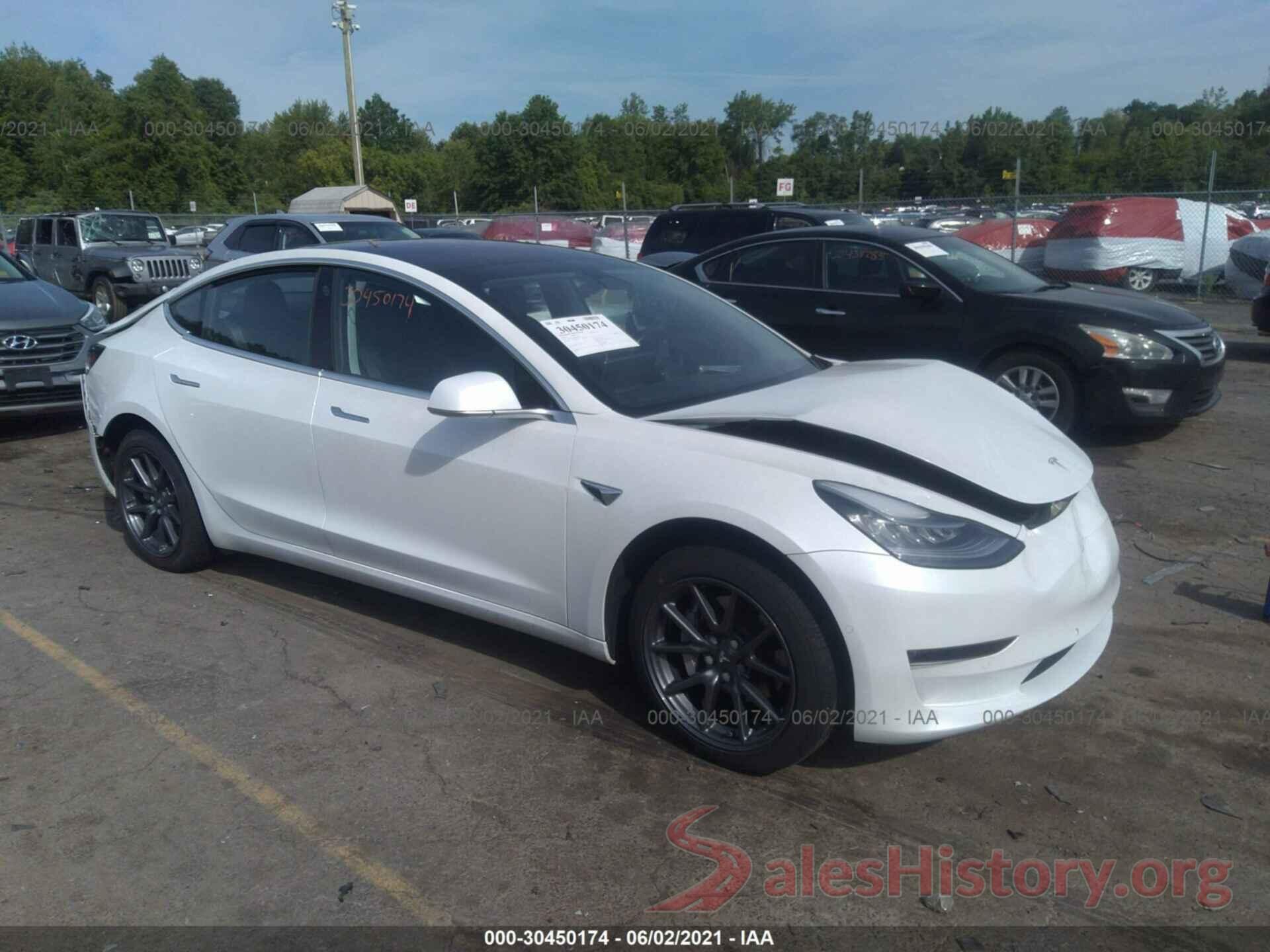 5YJ3E1EA7JF019685 2018 TESLA MODEL 3