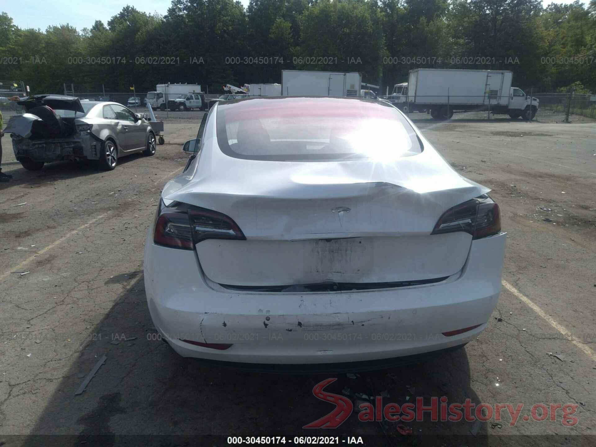 5YJ3E1EA7JF019685 2018 TESLA MODEL 3