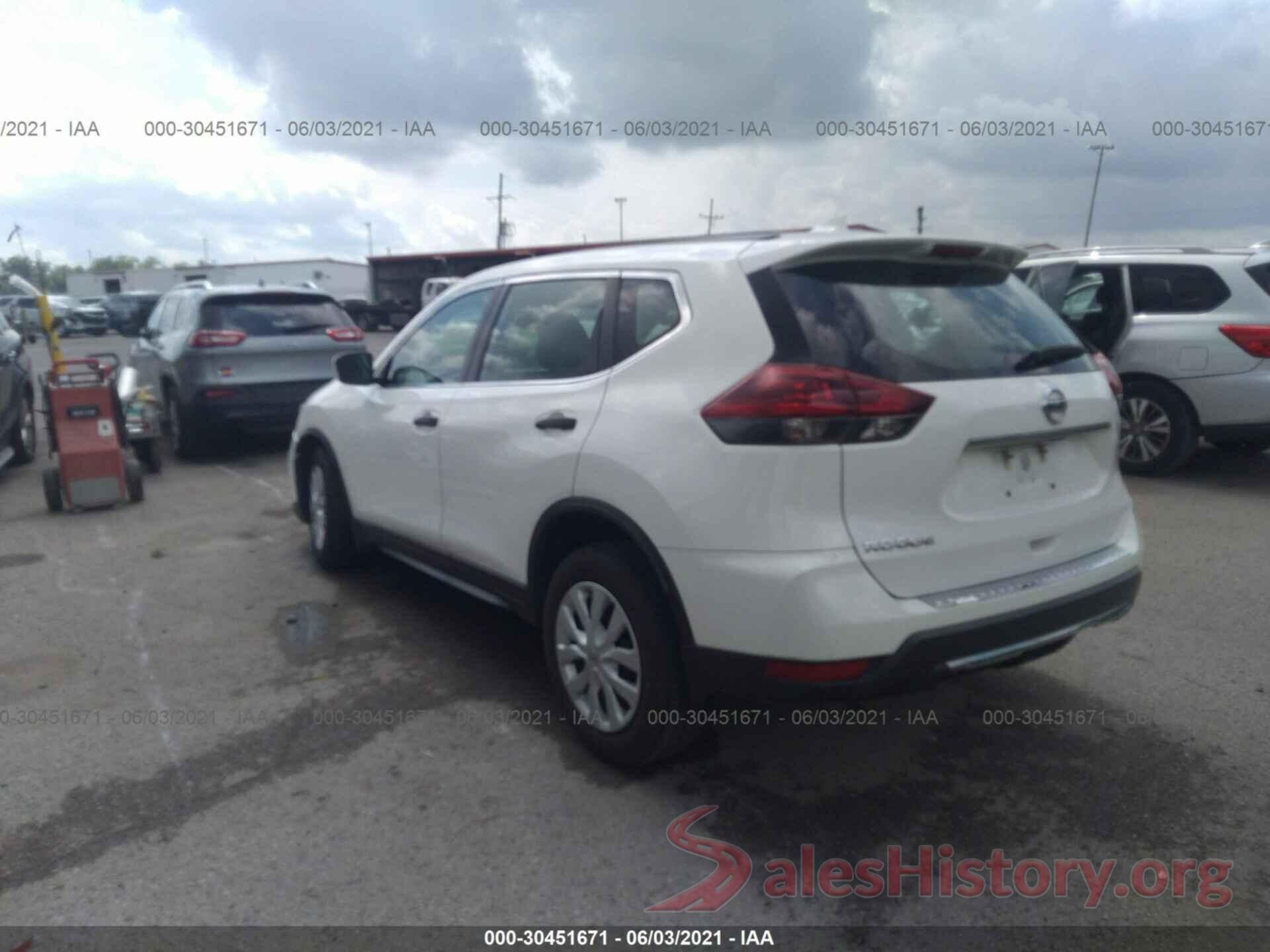 5N1AT2MT8JC711095 2018 NISSAN ROGUE