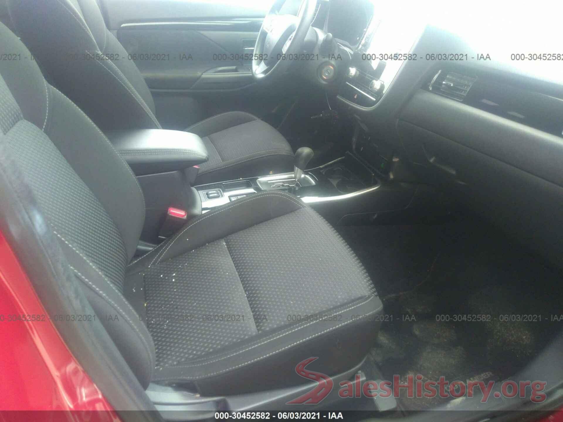 JA4AD2A3XLZ007738 2020 MITSUBISHI OUTLANDER