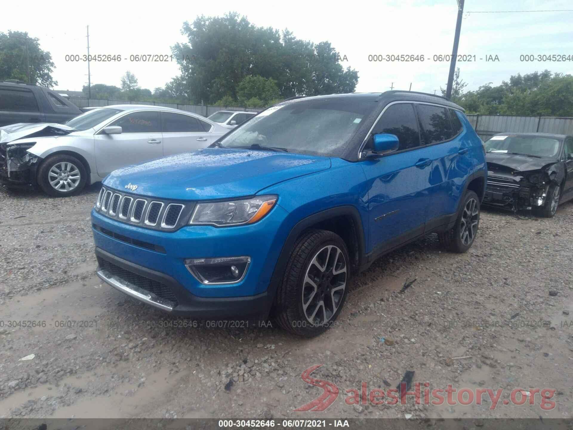 3C4NJDCB2JT104758 2018 JEEP COMPASS