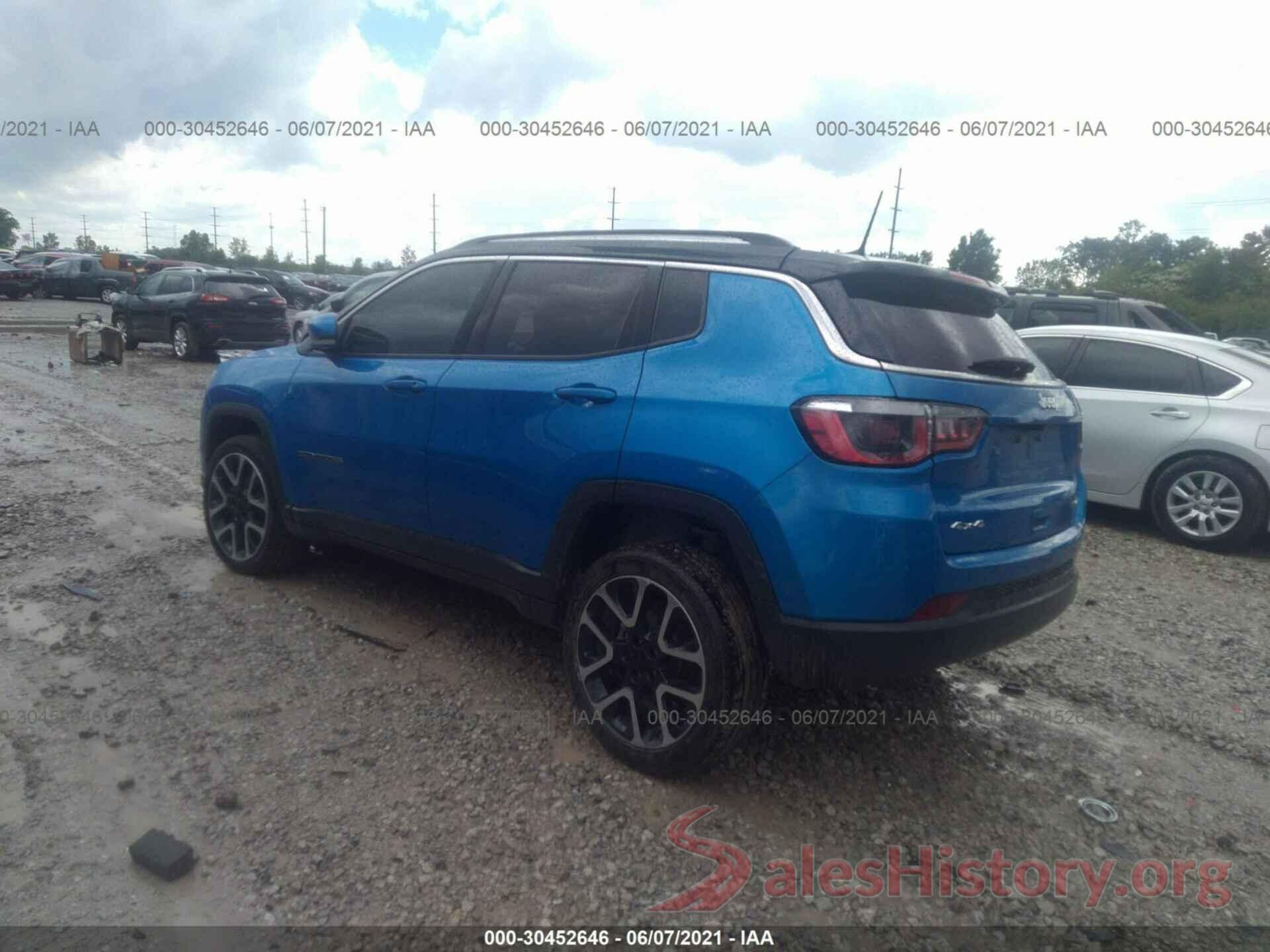 3C4NJDCB2JT104758 2018 JEEP COMPASS