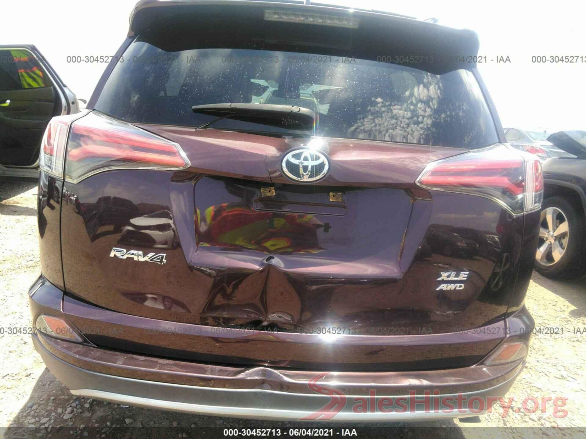 2T3RFREV3HW562237 2017 TOYOTA RAV4