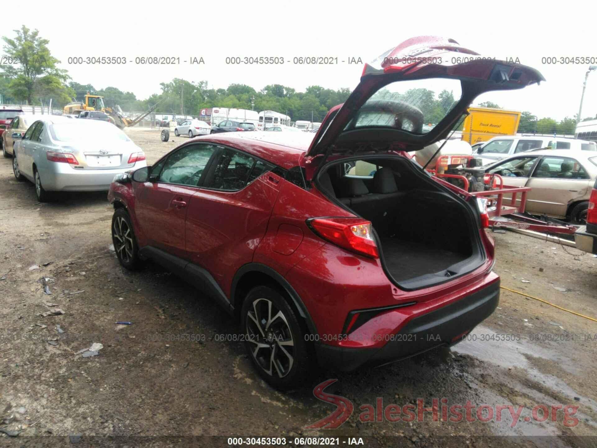 NMTKHMBX9JR048502 2018 TOYOTA C-HR