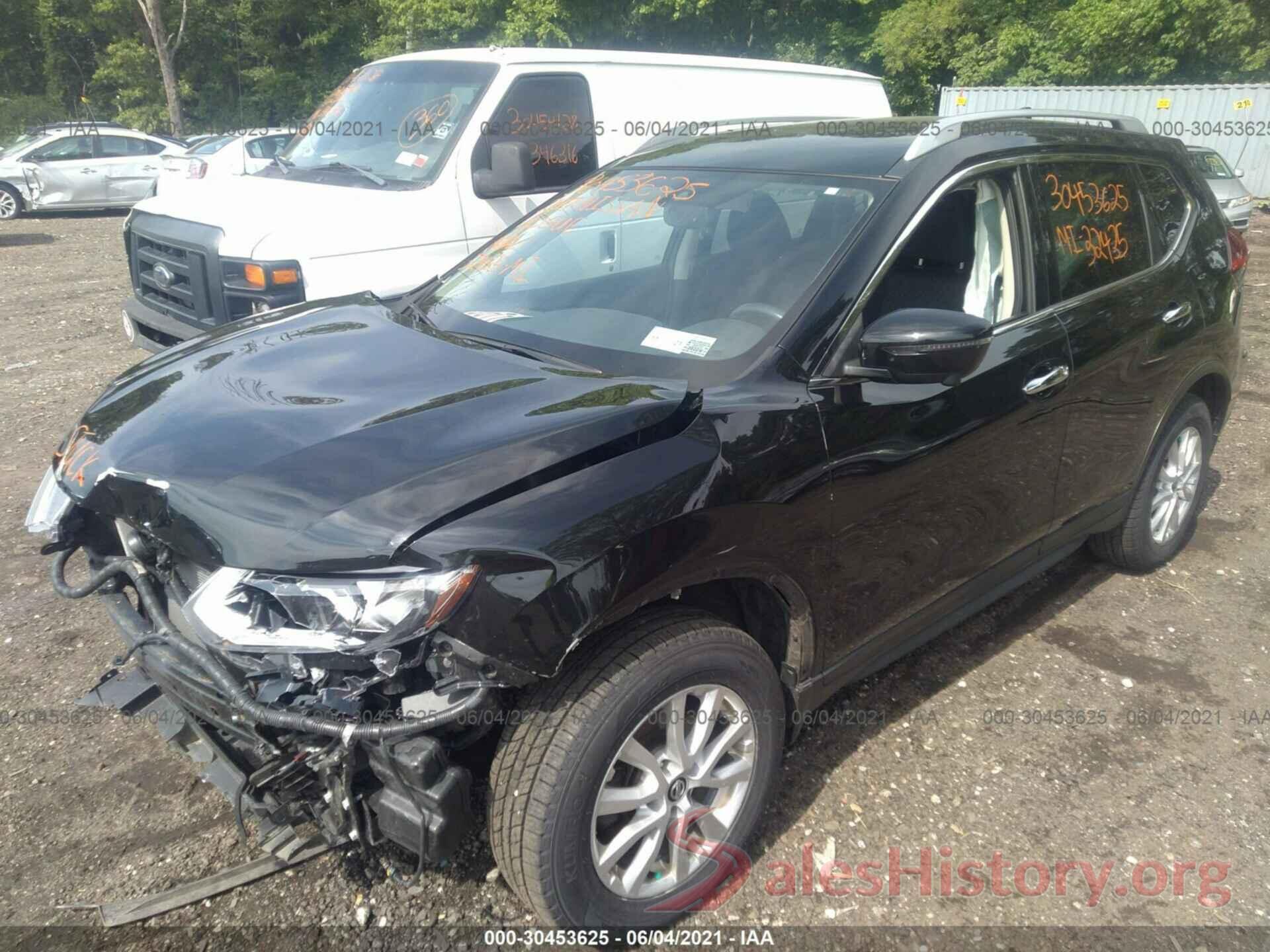 KNMAT2MV4HP520685 2017 NISSAN ROGUE