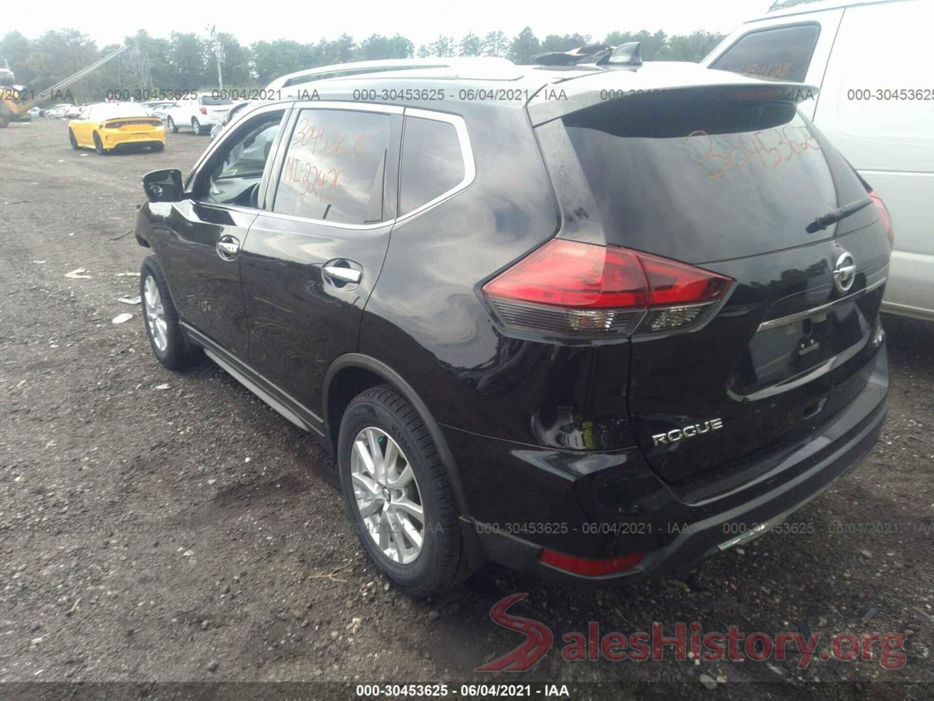 KNMAT2MV4HP520685 2017 NISSAN ROGUE