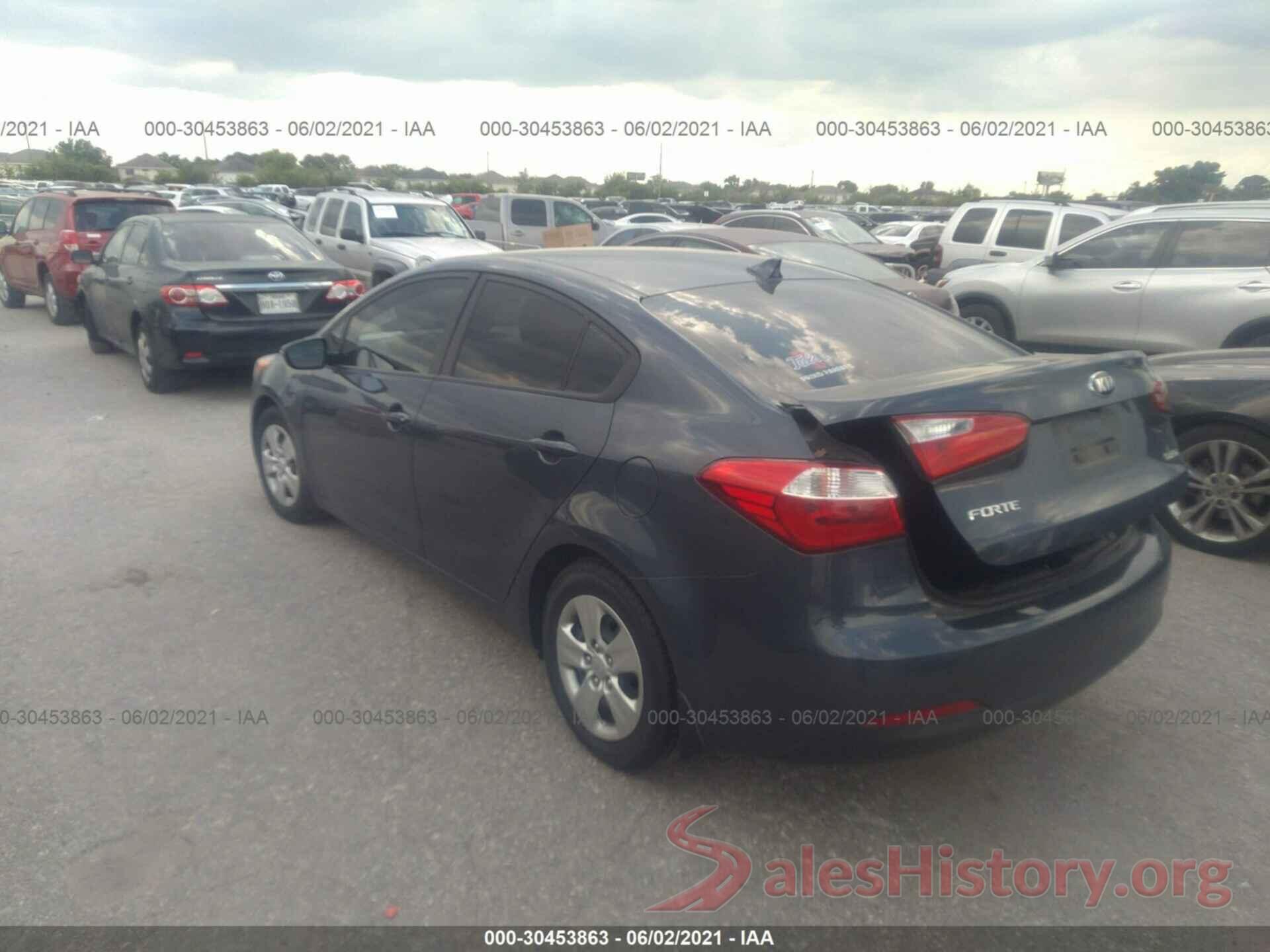 KNAFX4A60G5516627 2016 KIA FORTE