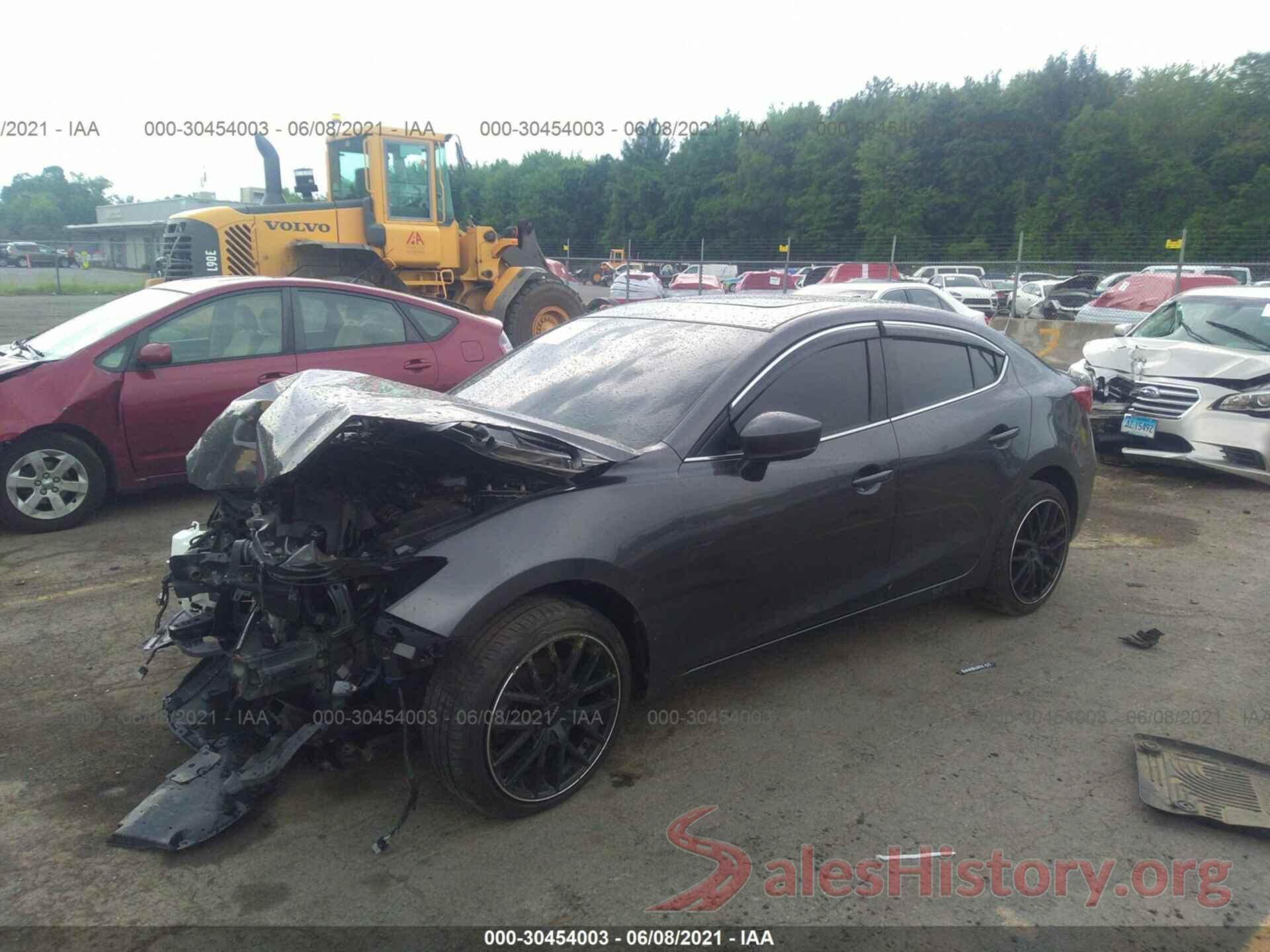 3MZBN1W37JM183510 2018 MAZDA MAZDA3 4-DOOR