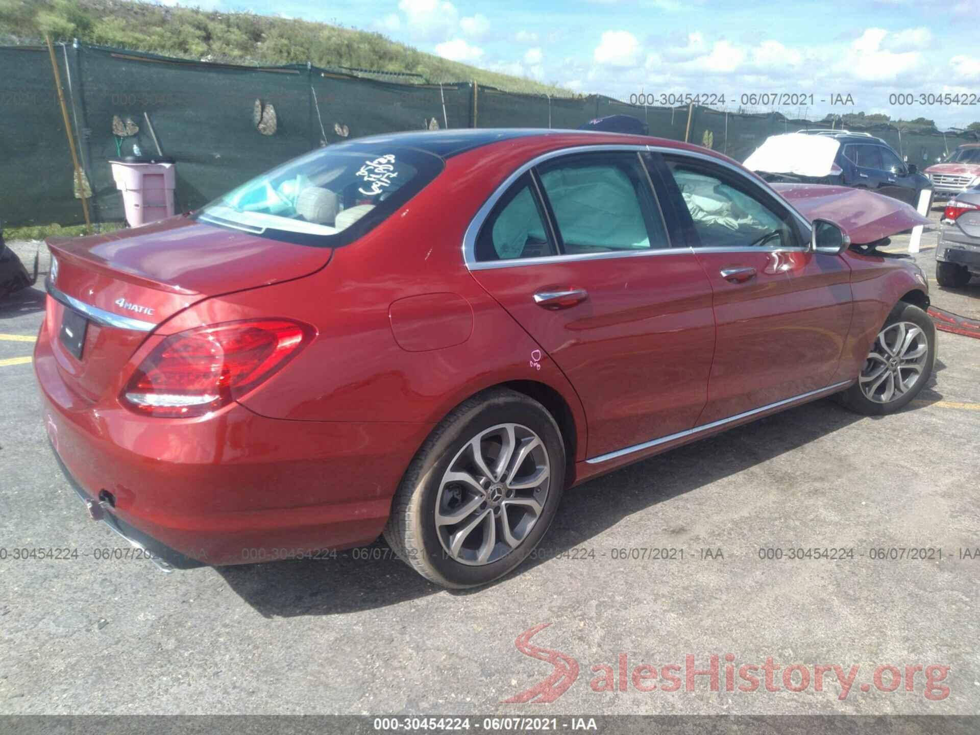 55SWF4KB5HU226917 2017 MERCEDES-BENZ C-CLASS