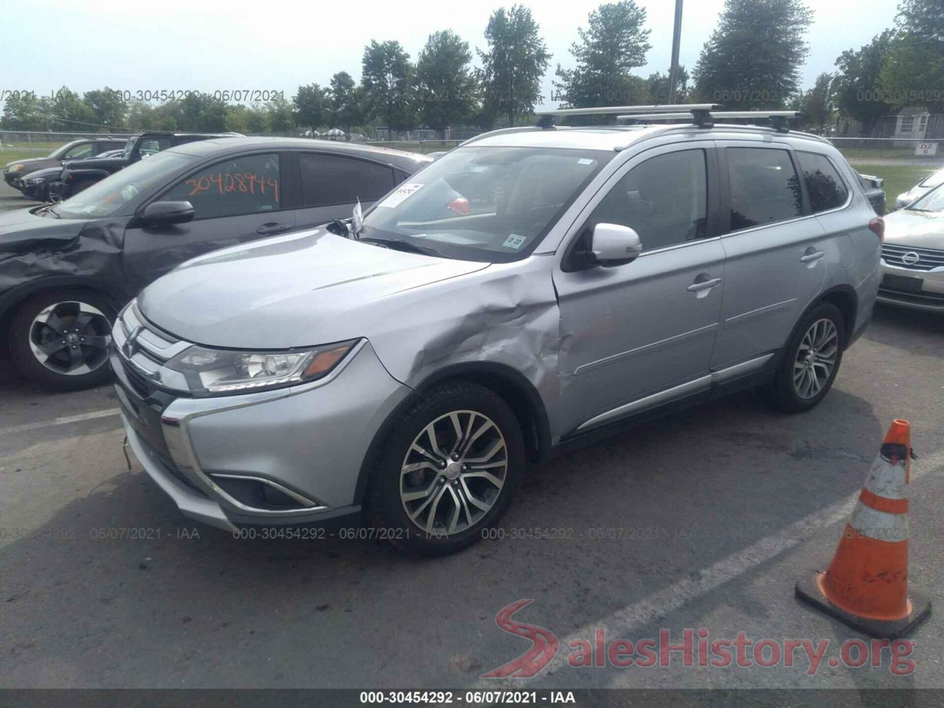 JA4AZ3A37HZ016363 2017 MITSUBISHI OUTLANDER