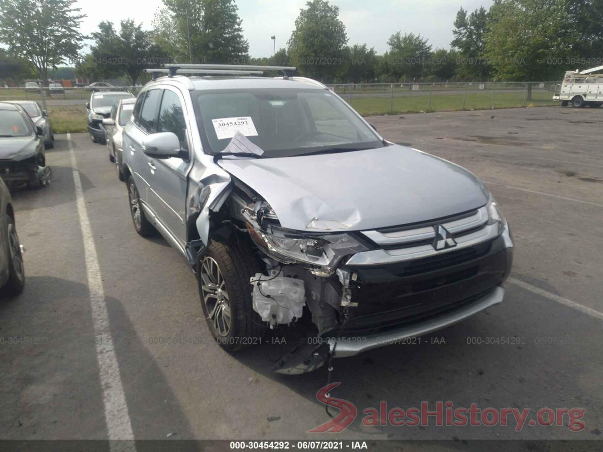 JA4AZ3A37HZ016363 2017 MITSUBISHI OUTLANDER