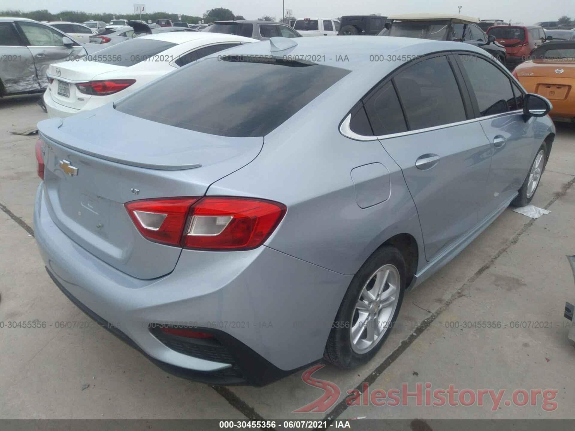 1G1BE5SM0J7190584 2018 CHEVROLET CRUZE