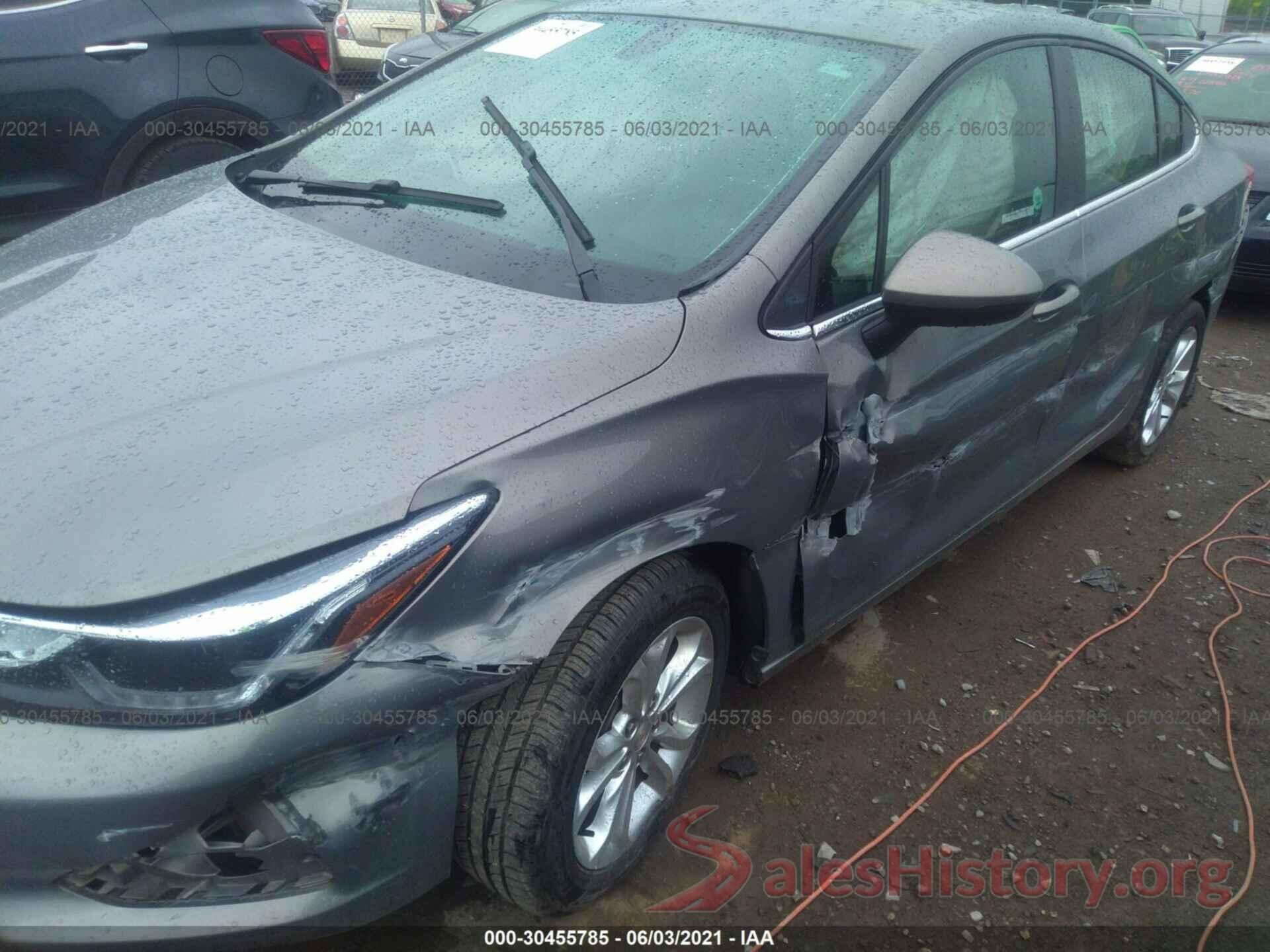 1G1BE5SM9K7116128 2019 CHEVROLET CRUZE