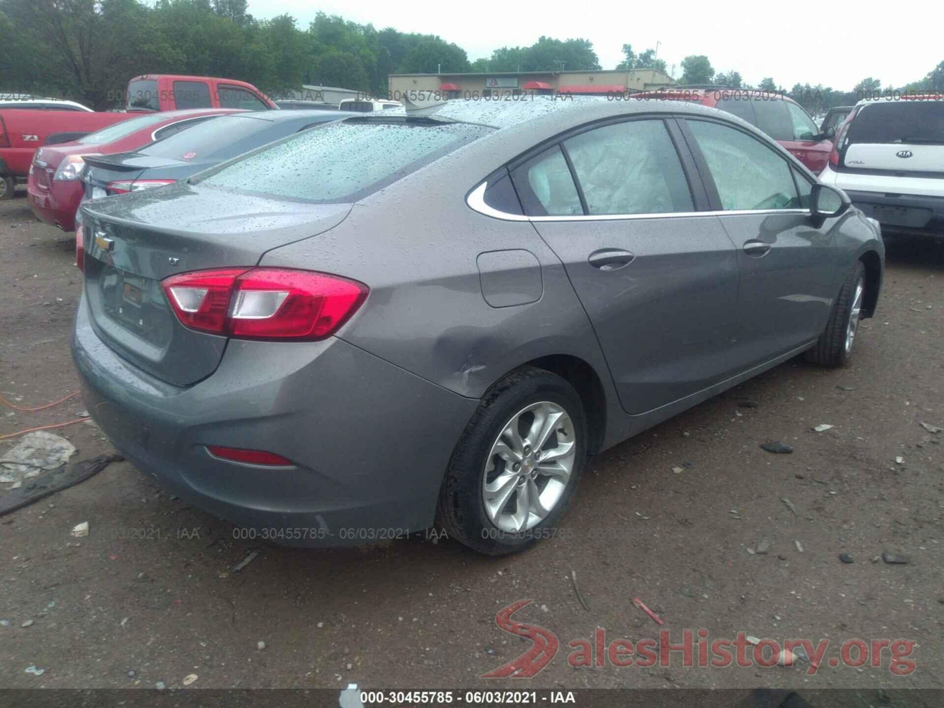 1G1BE5SM9K7116128 2019 CHEVROLET CRUZE