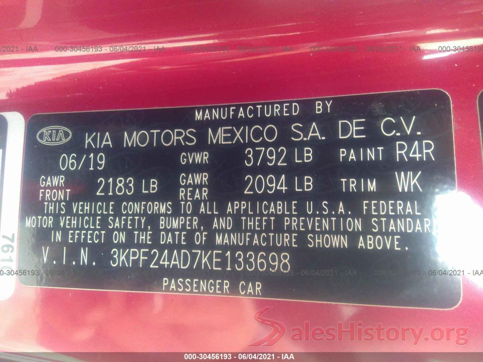 3KPF24AD7KE133698 2019 KIA FORTE