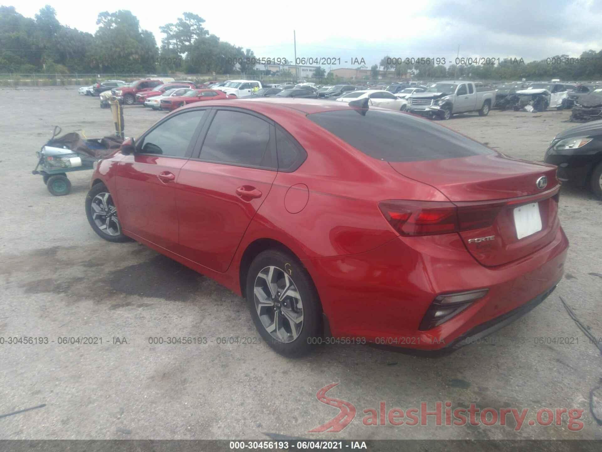 3KPF24AD7KE133698 2019 KIA FORTE