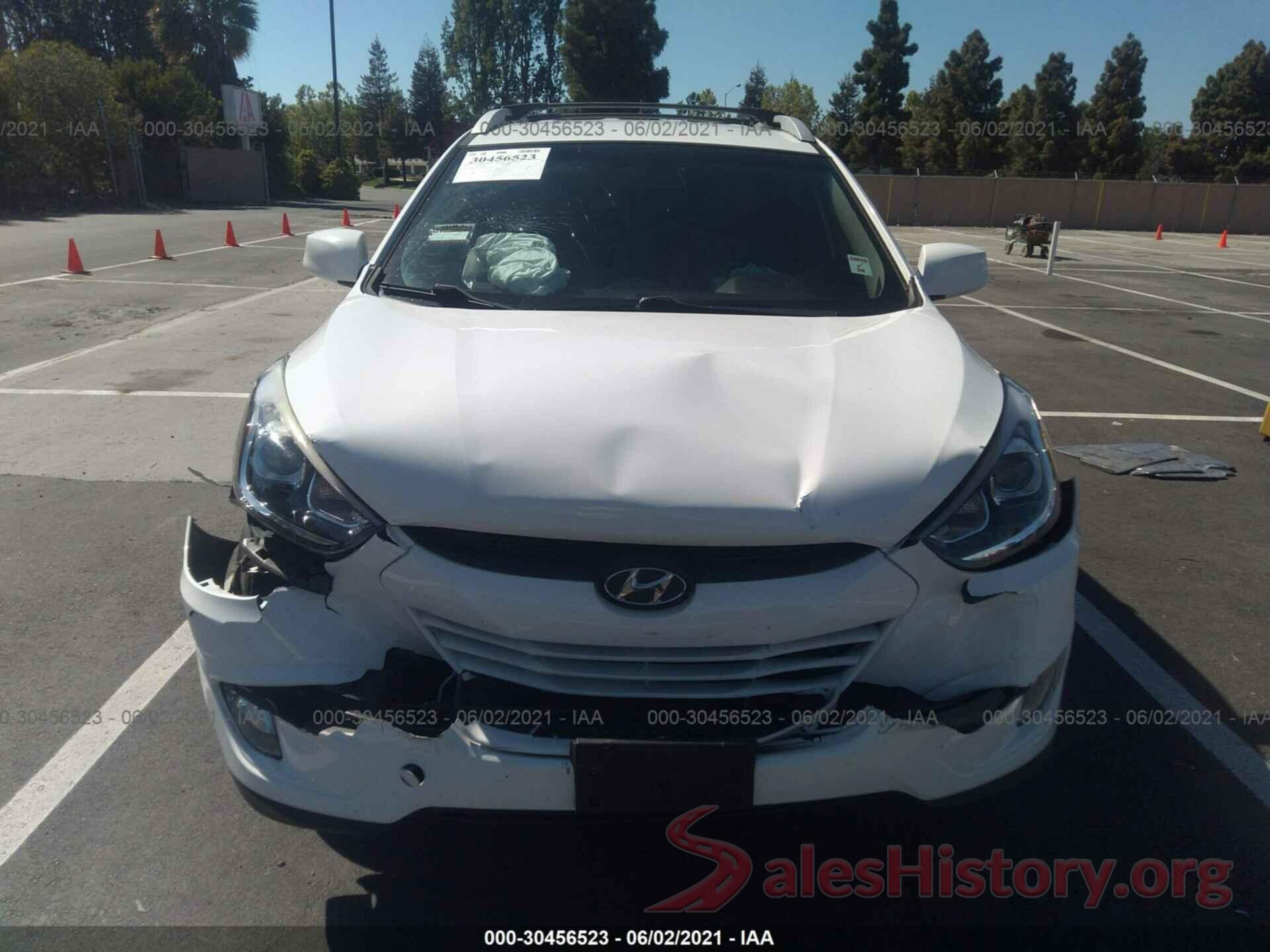 KM8JU3AG3FU099366 2015 HYUNDAI TUCSON