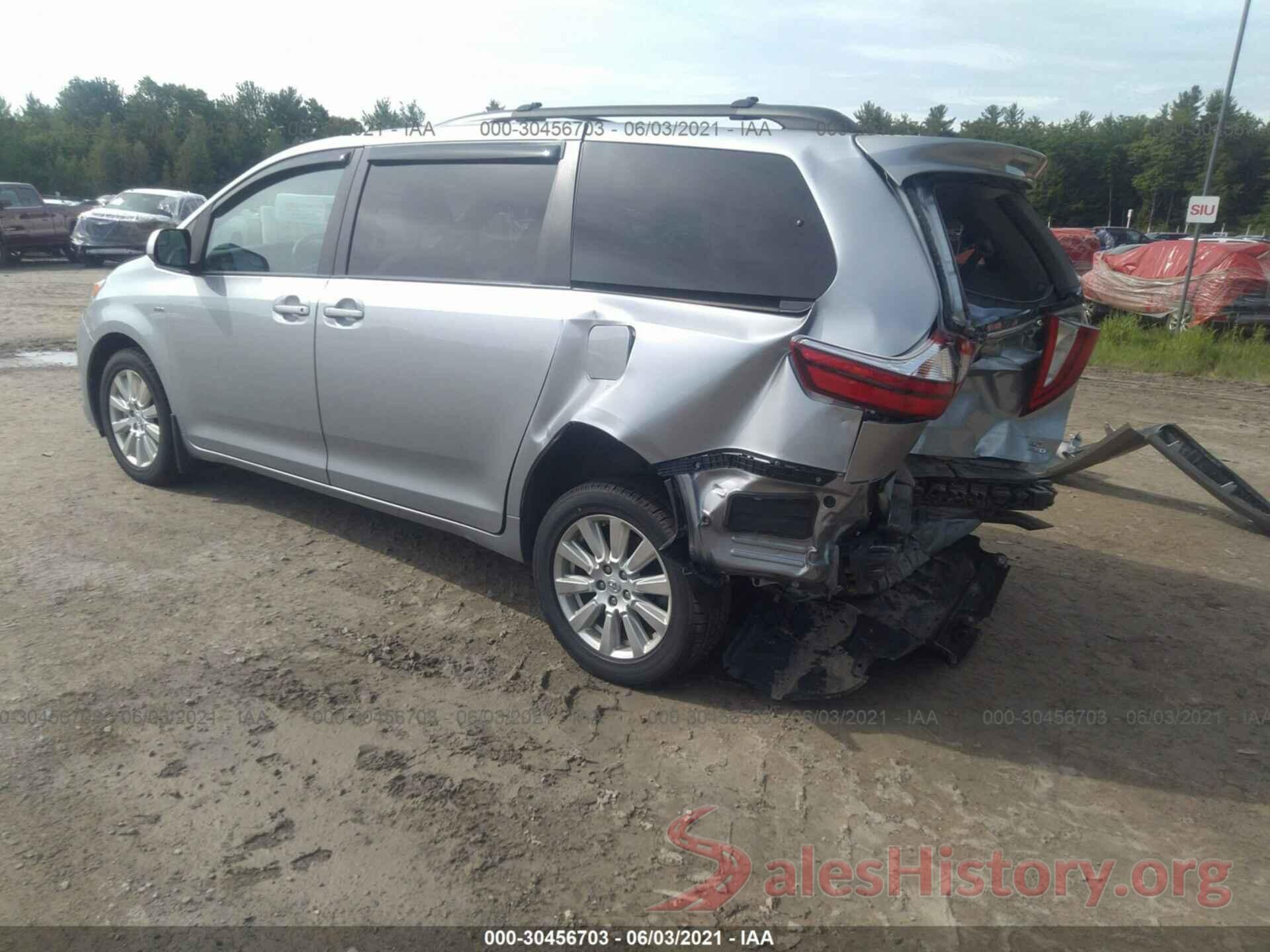 5TDJZ3DC5HS167270 2017 TOYOTA SIENNA