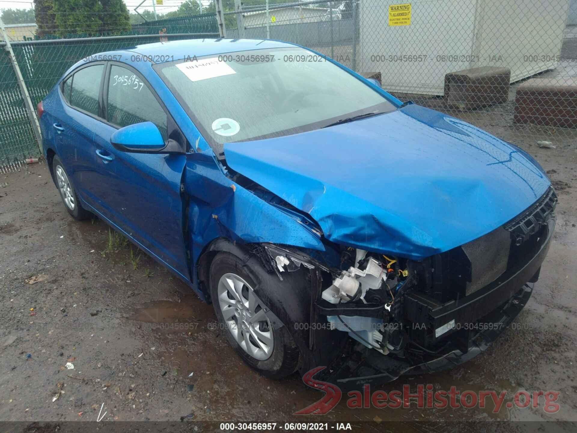 5NPD74LF9JH260700 2018 HYUNDAI ELANTRA