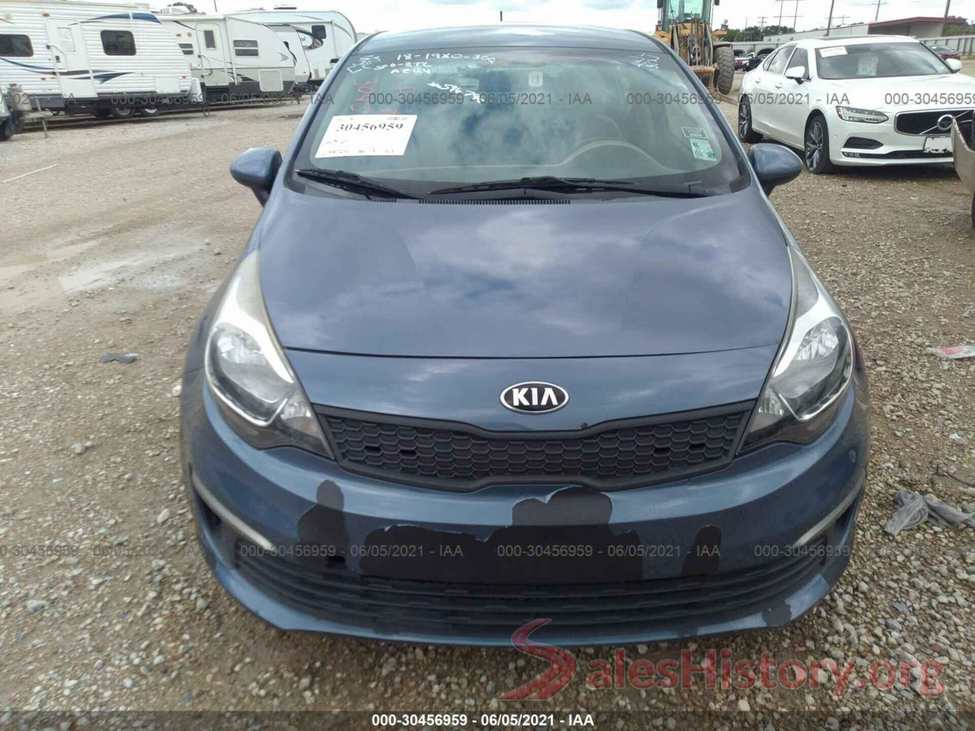 KNADM4A33G6596795 2016 KIA RIO