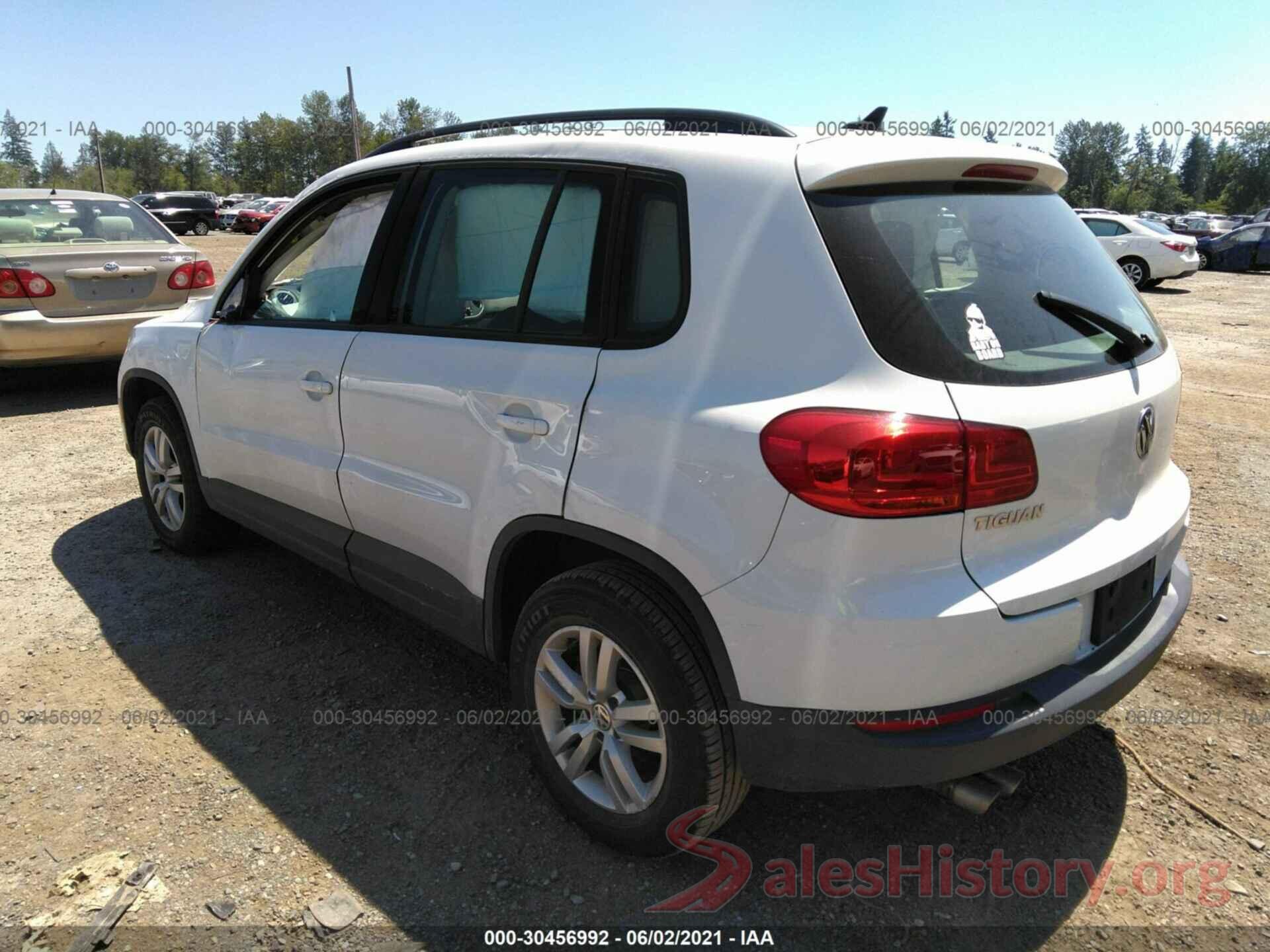 WVGAV7AX7HK023121 2017 VOLKSWAGEN TIGUAN