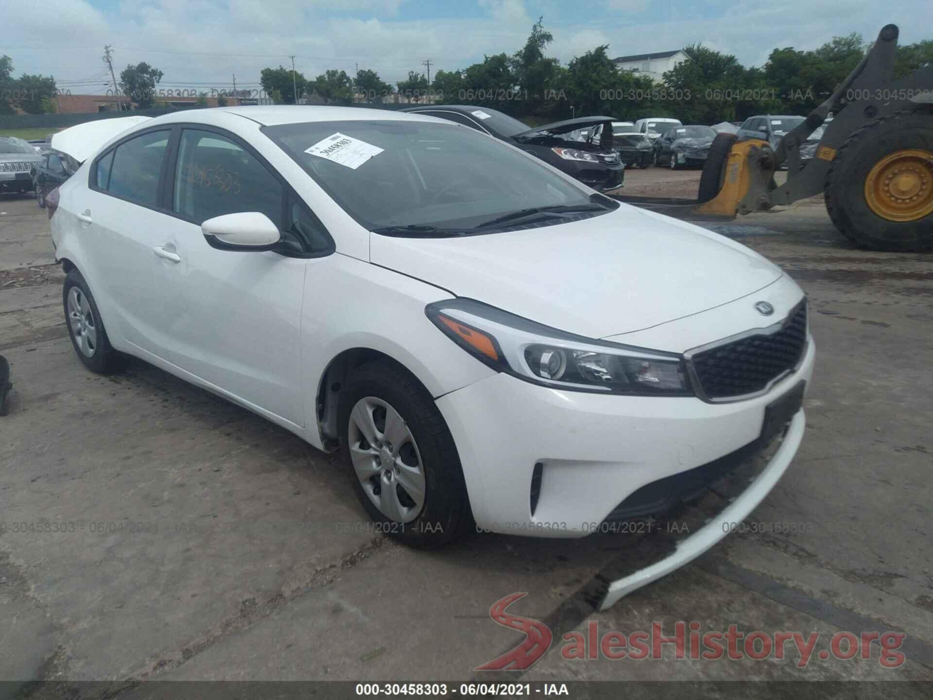 3KPFK4A75HE074489 2017 KIA FORTE