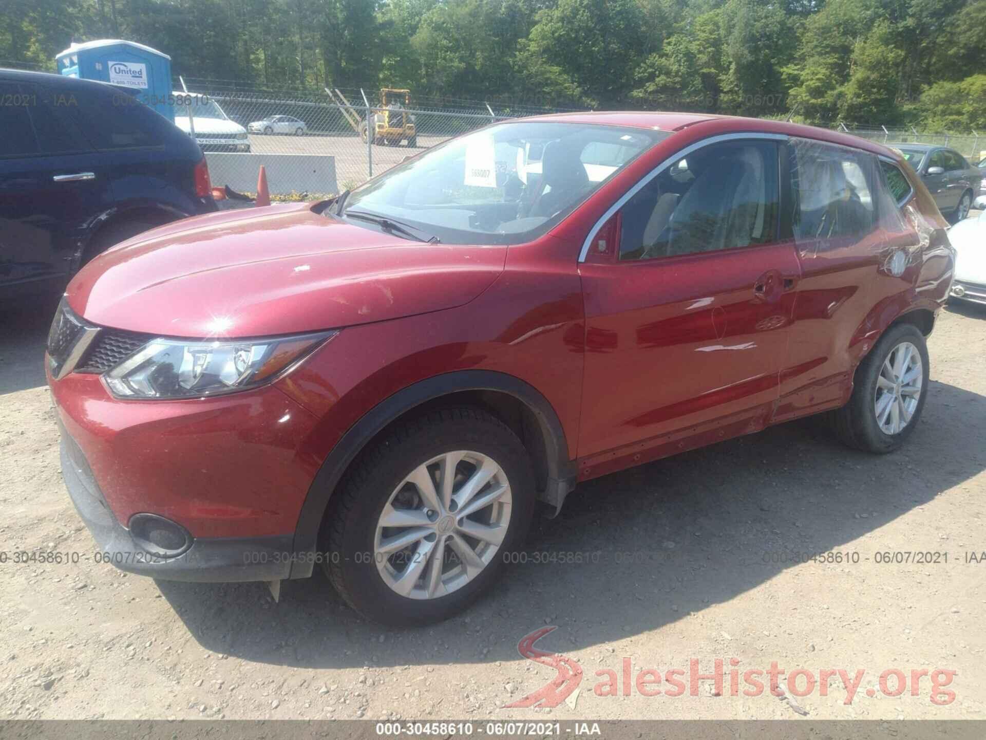 JN1BJ1CR9JW288222 2018 NISSAN ROGUE SPORT