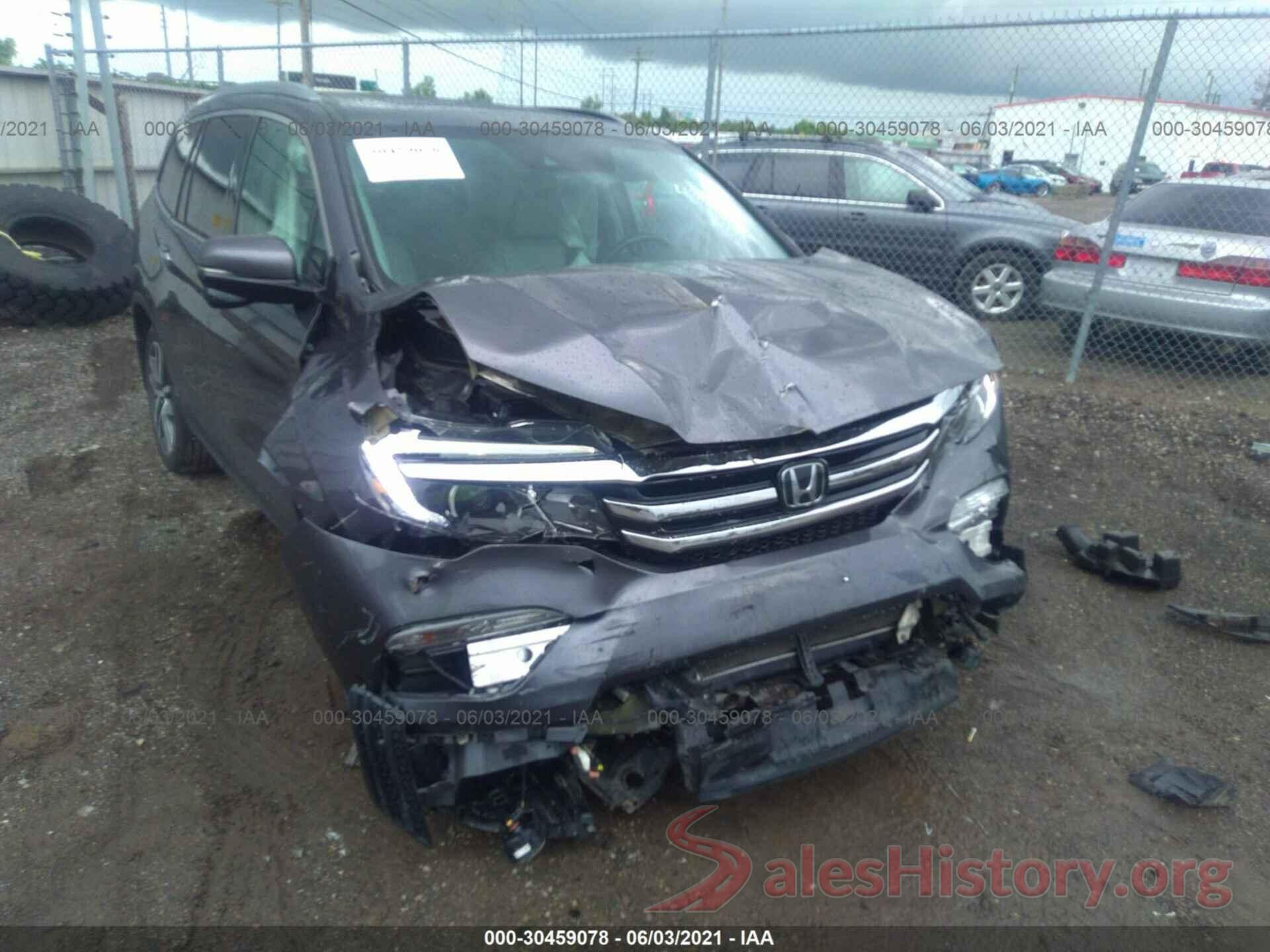 5FNYF6H95JB010002 2018 HONDA PILOT