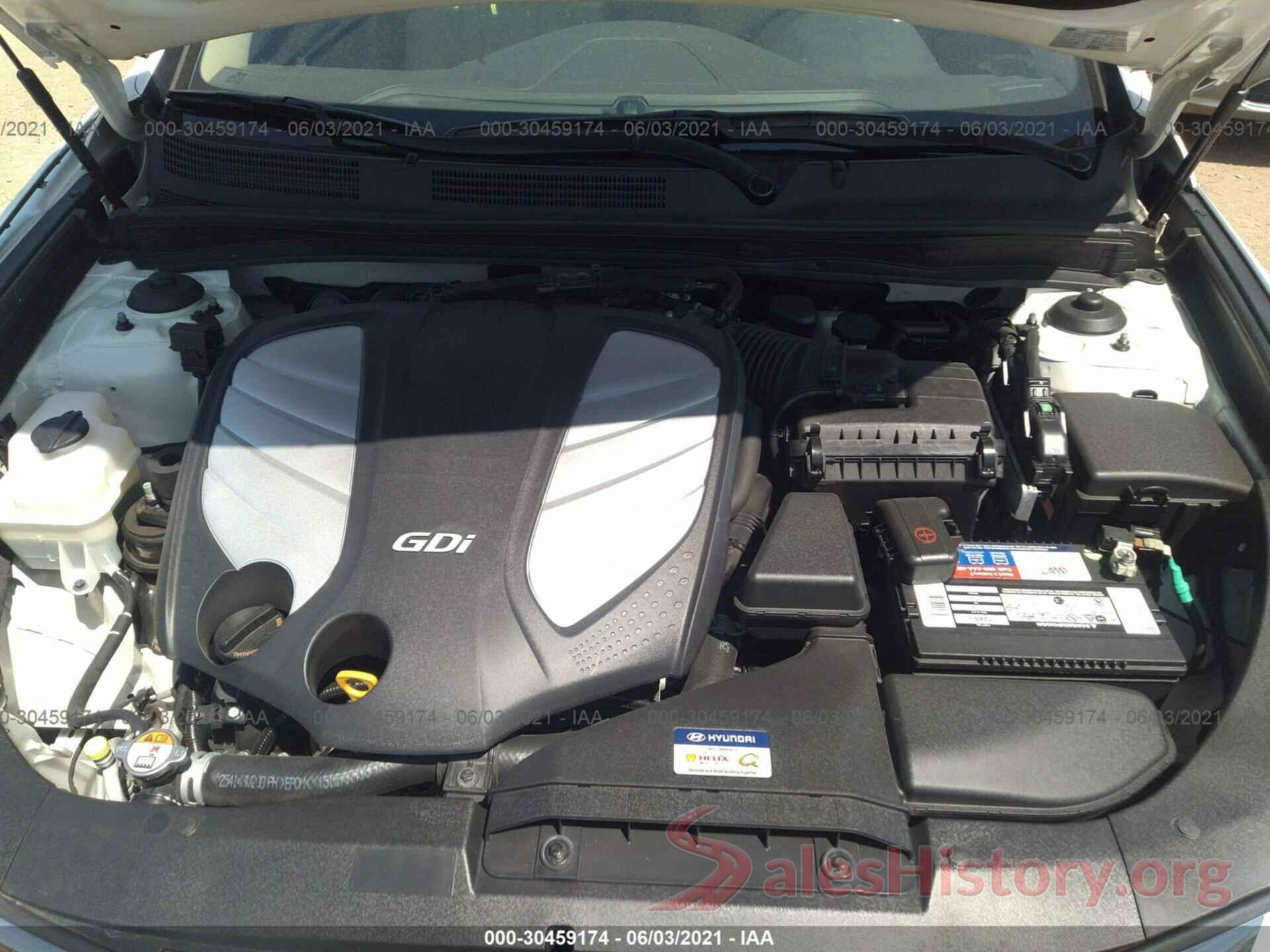 KMHFG4JG2HA579048 2017 HYUNDAI AZERA