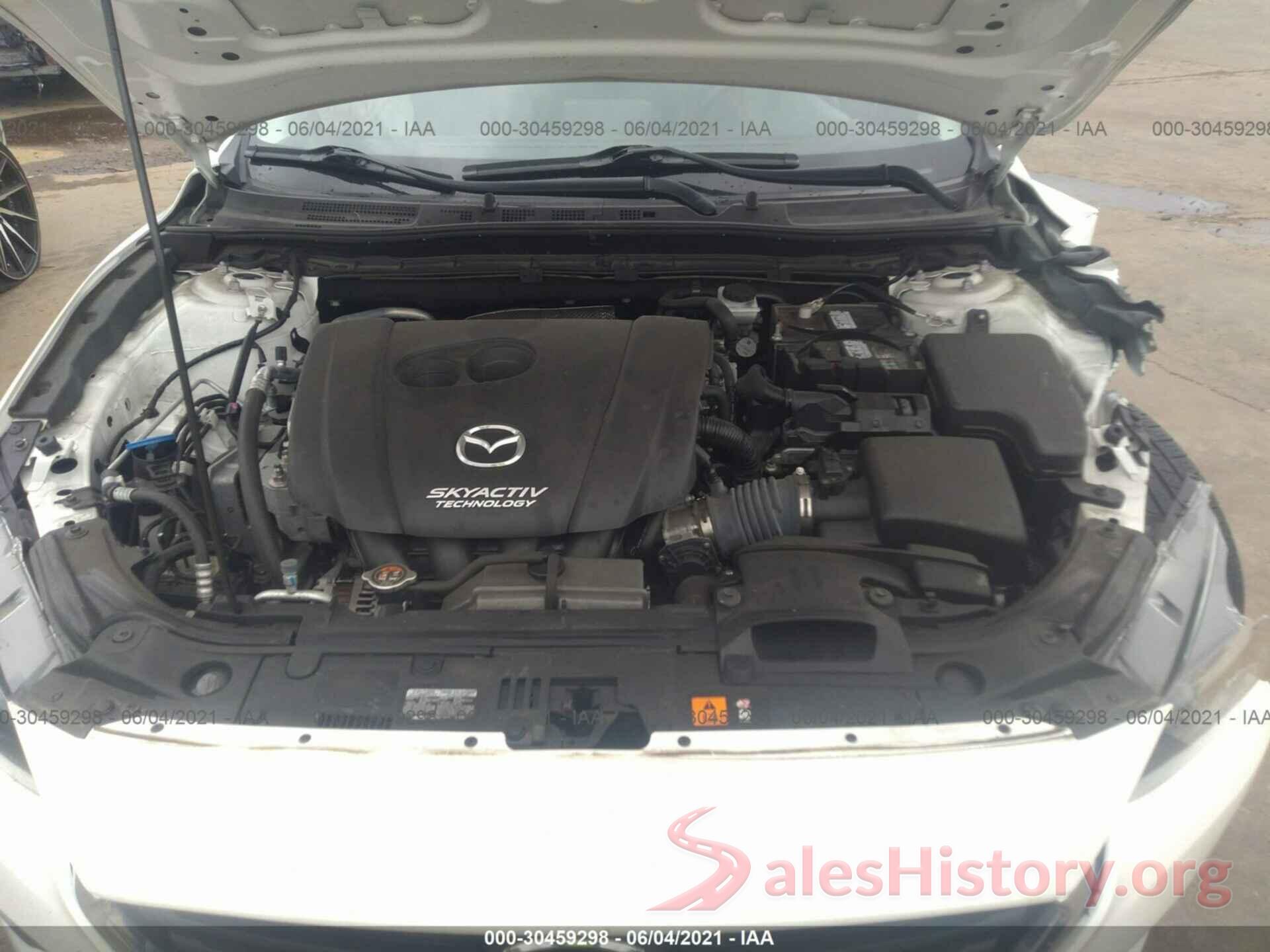 3MZBN1V30JM204375 2018 MAZDA MAZDA3 4-DOOR