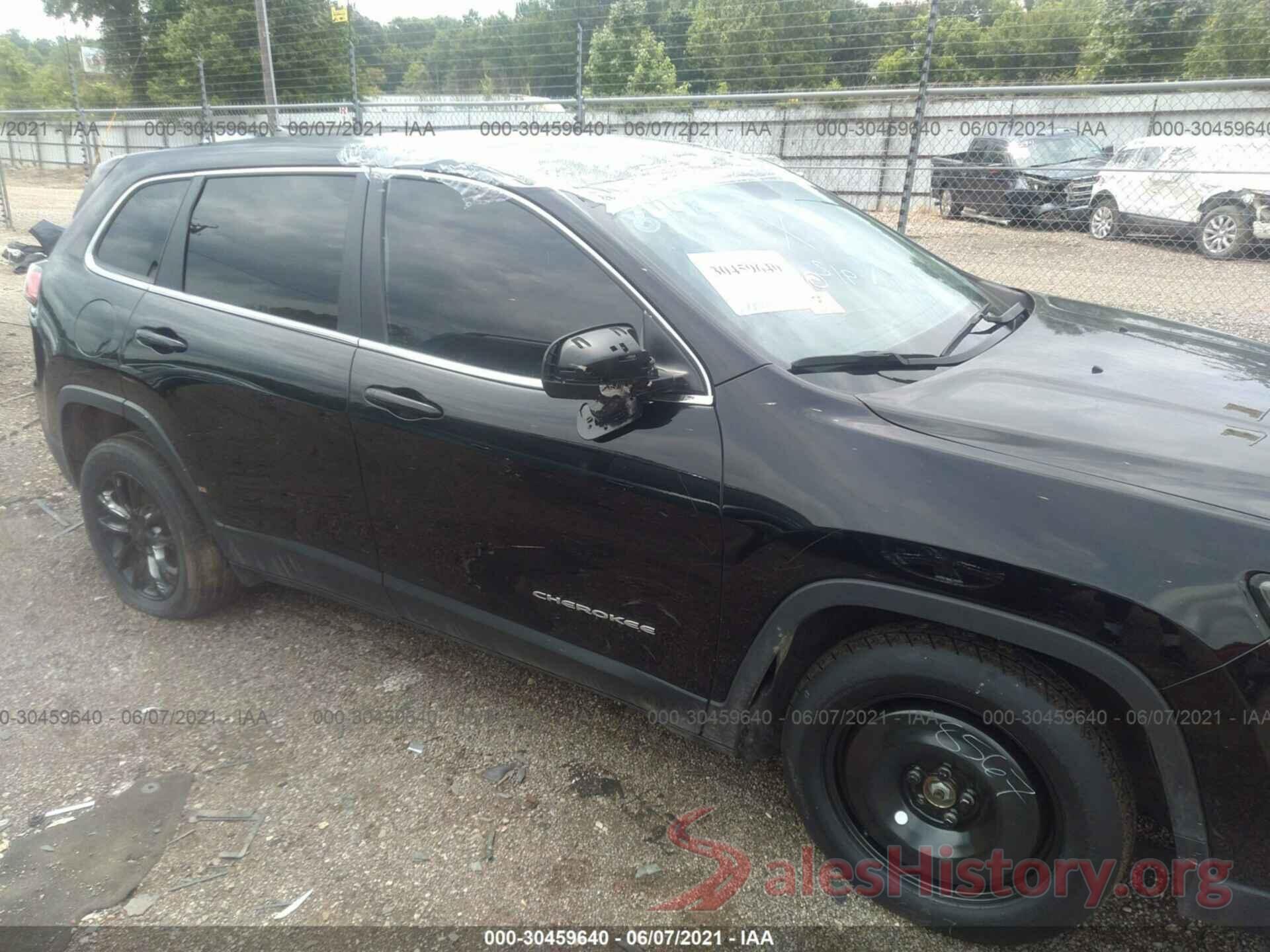 1C4PJLCB6KD332577 2019 JEEP CHEROKEE