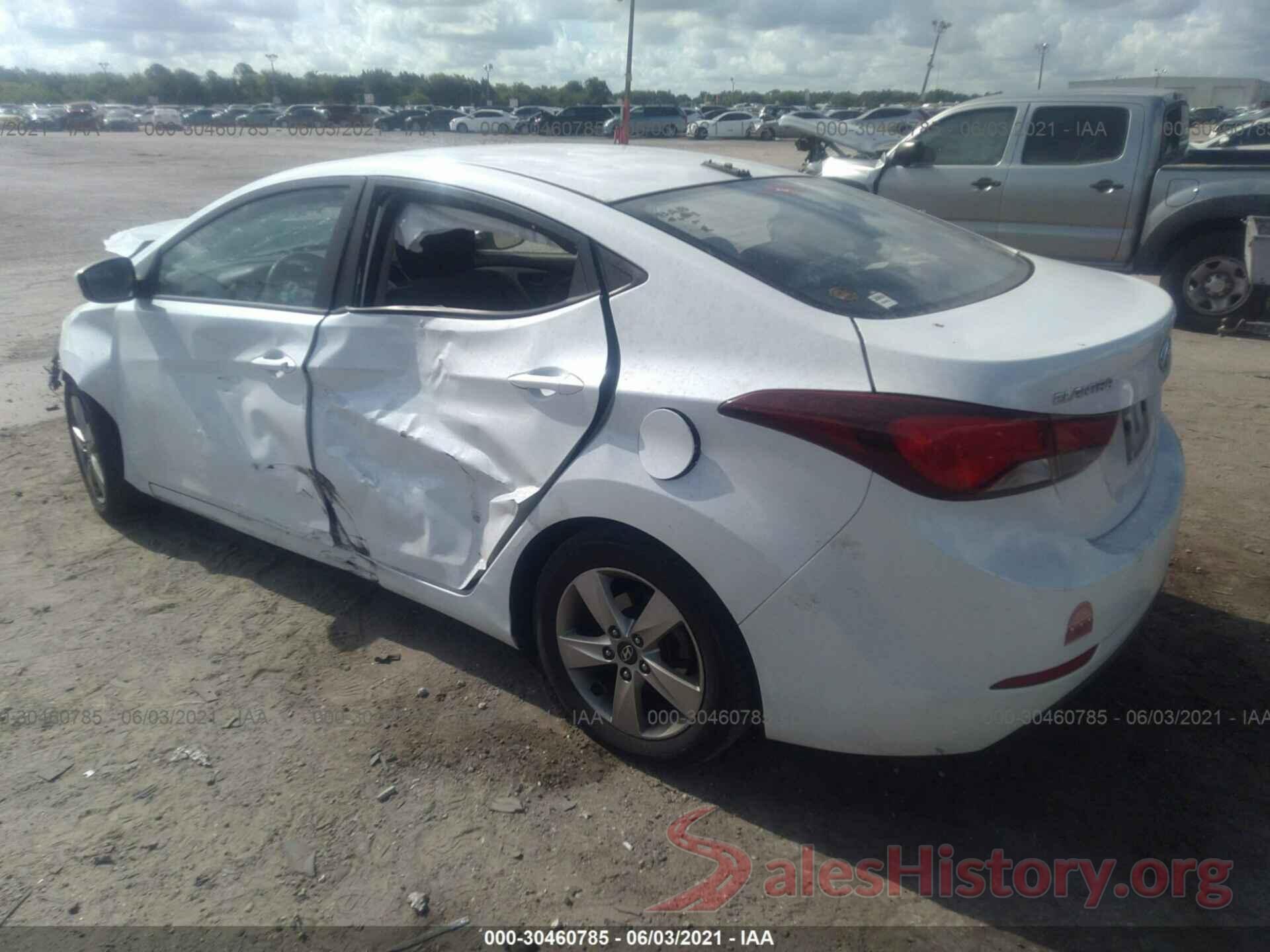 5NPDH4AE1GH736714 2016 HYUNDAI ELANTRA