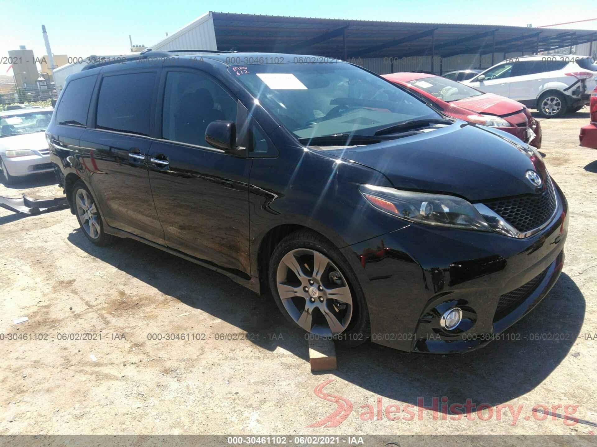 5TDXK3DC1GS700146 2016 TOYOTA SIENNA