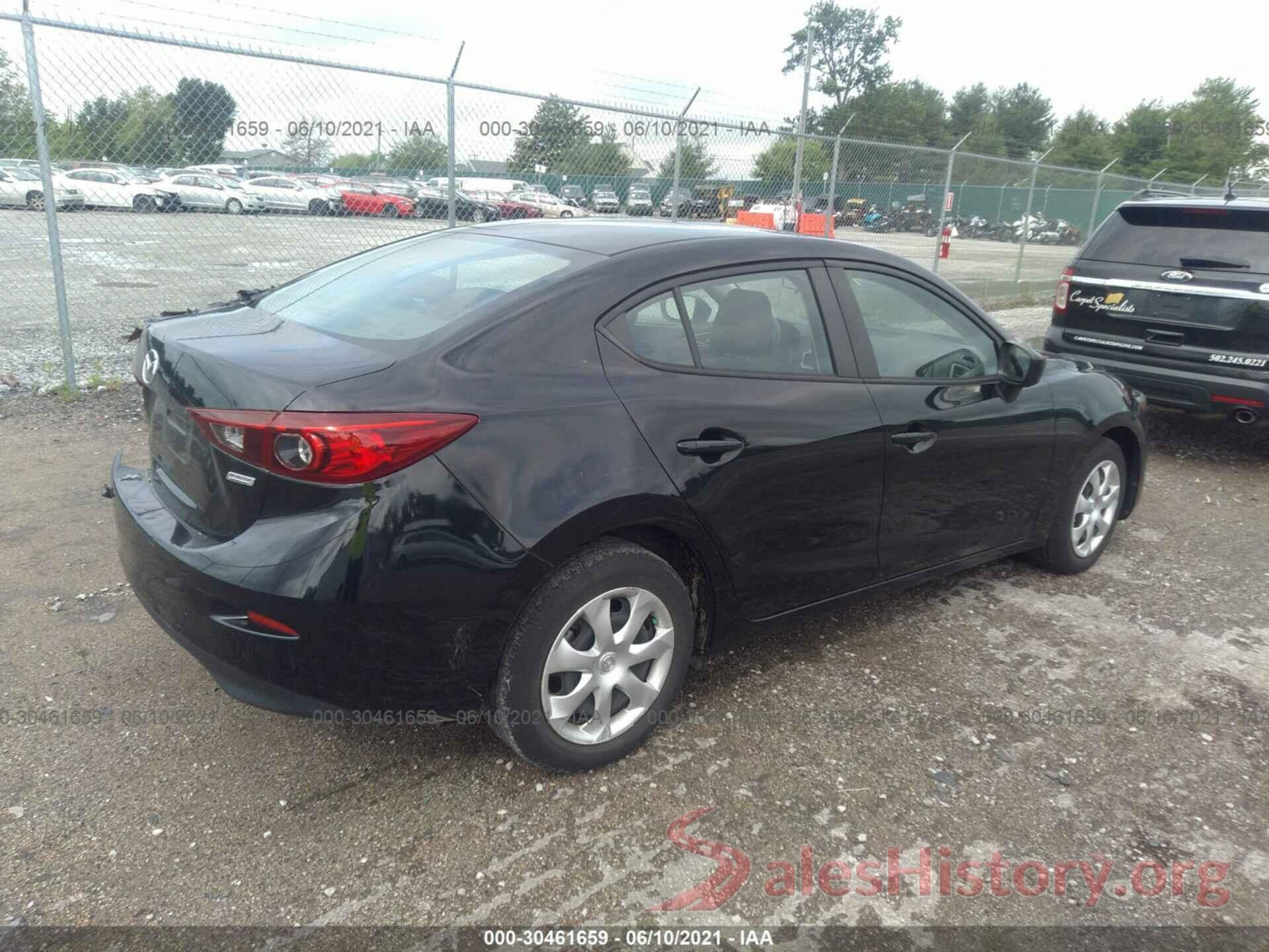 3MZBN1U78JM158671 2018 MAZDA MAZDA3 4-DOOR