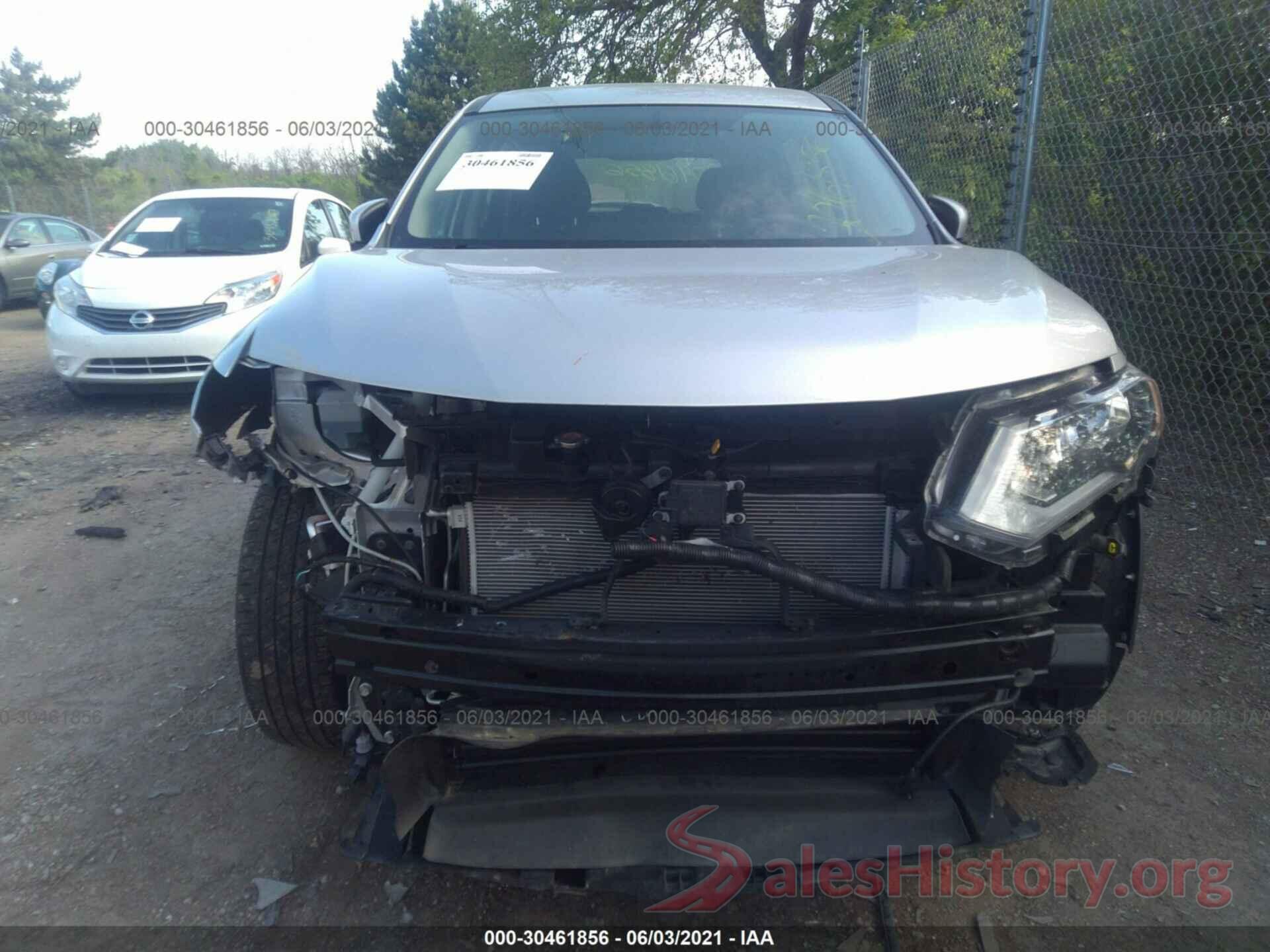 KNMAT2MV7JP512330 2018 NISSAN ROGUE