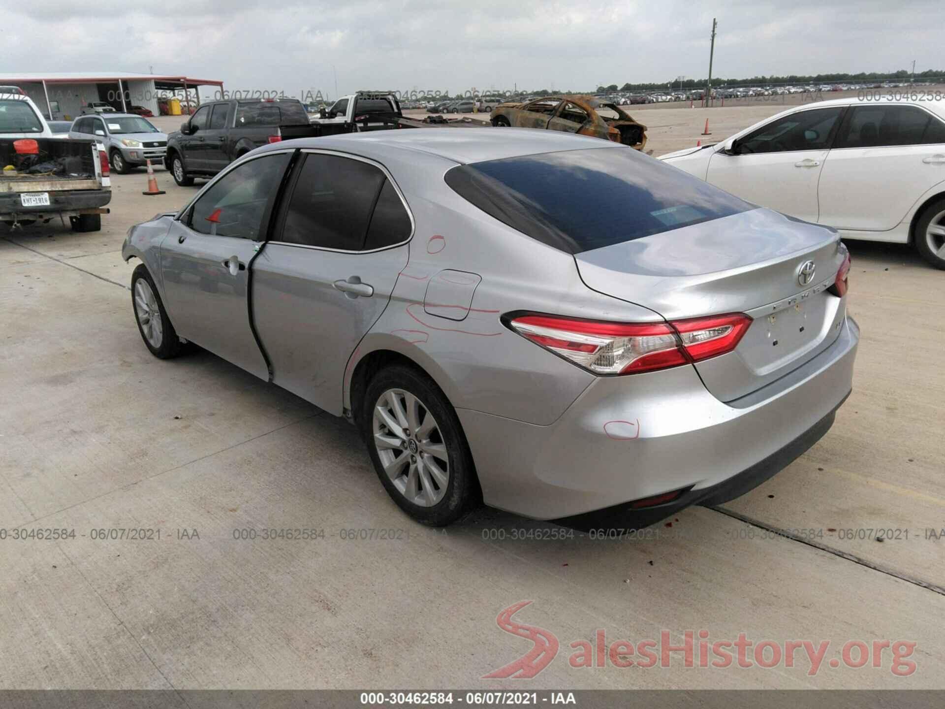 4T1B11HKXJU055174 2018 TOYOTA CAMRY